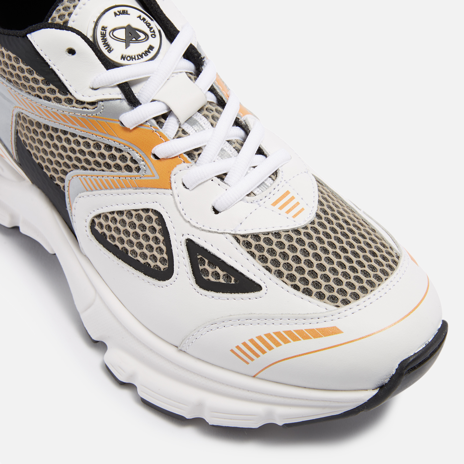 【関税込み】Marathon Sneakers - Axel Arigato - Leather - Bei Axel Arigato Marathon Runner Panelled Sneakers | White