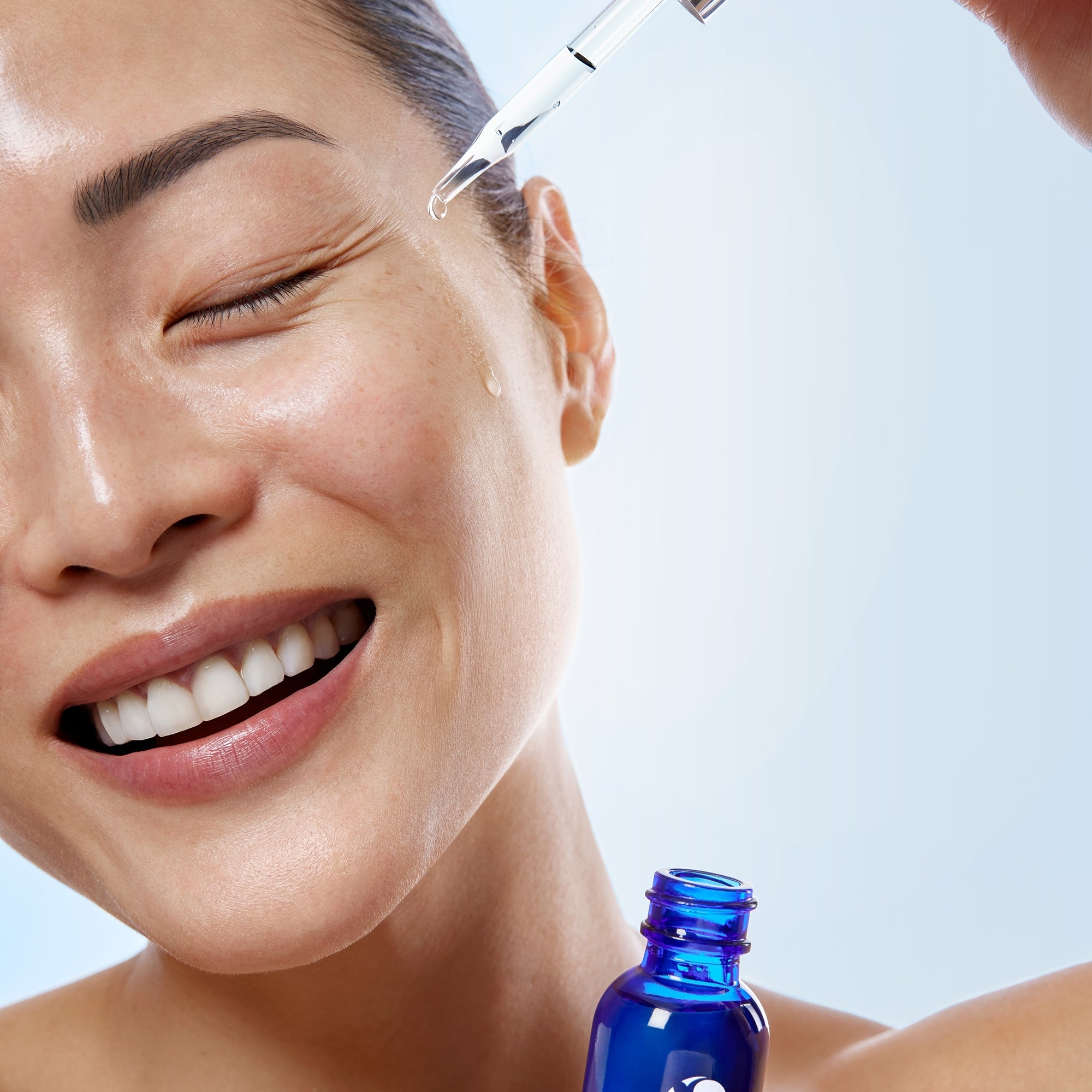 iS Clinical GeneXC Serum (0.5 oz) | Dermstore