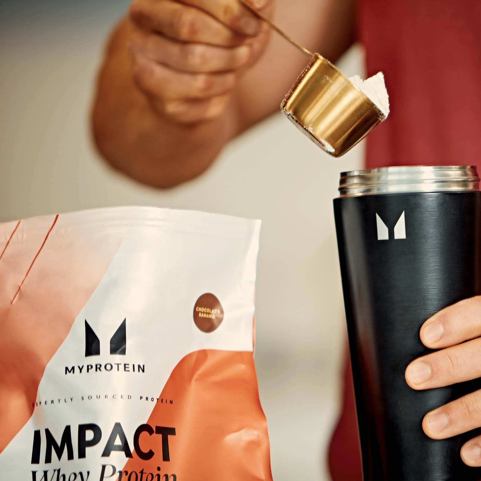 Impact Whey Protein (Molkenprotein) kaufen | MYPROTEIN™