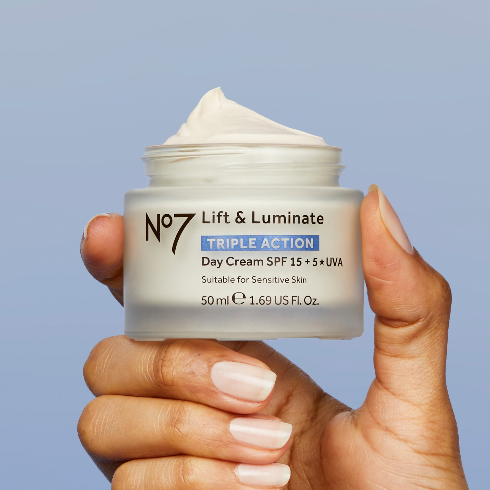 Lift & Luminate TRIPLE ACTION Day Cream 50ml