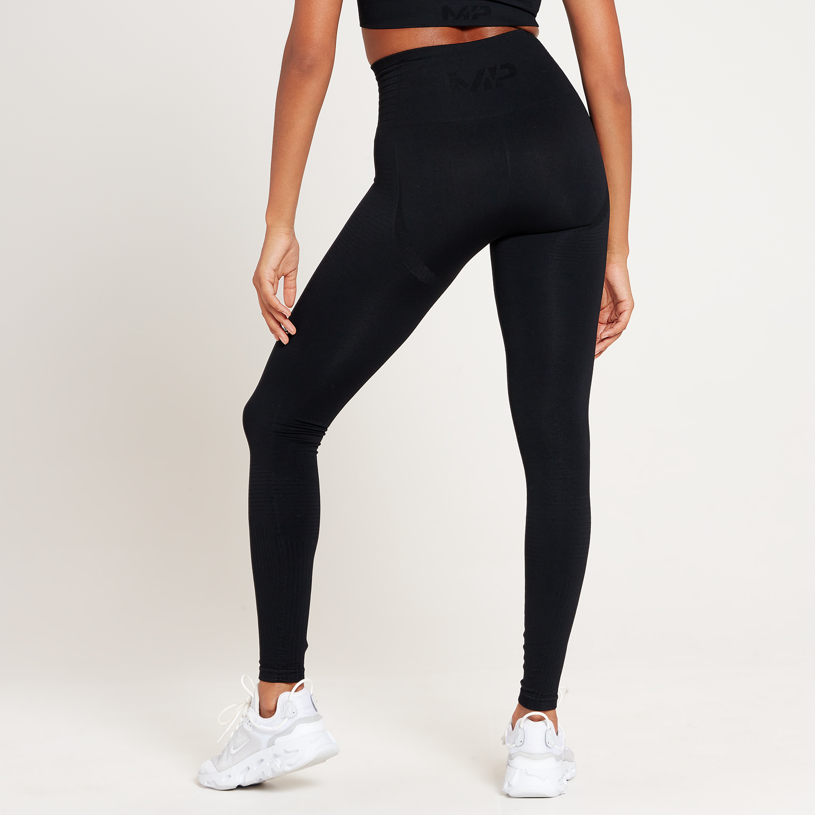 専用　MISBHVシームレスレギンスXXS MP レディース テンポ シームレス レギンス - ブラック | Myprotein
