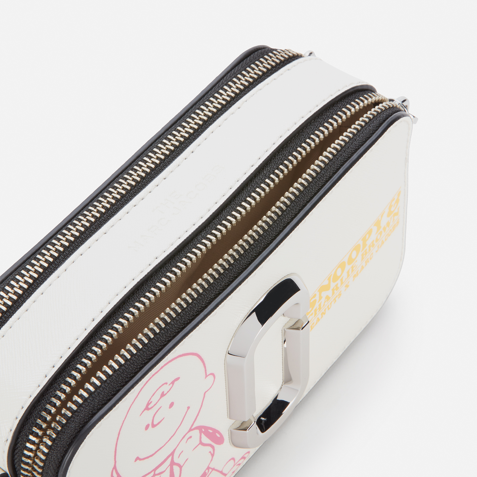 Marc Jacobs Women's Snapshot Peanuts Snoopy - Chalk | Coggles