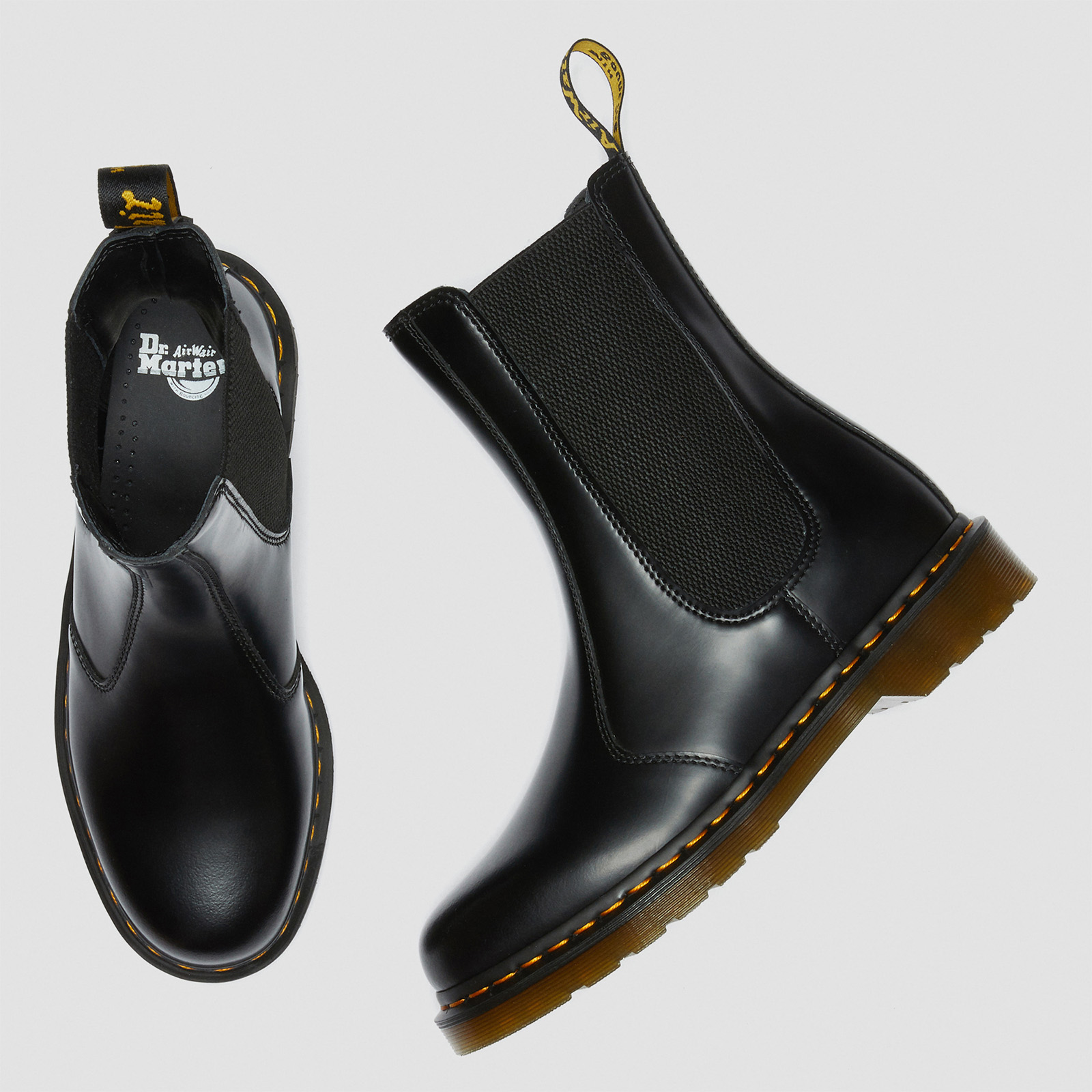 Dr. Martens 2976 Hi Smooth Leather Chelsea Boots - Black
