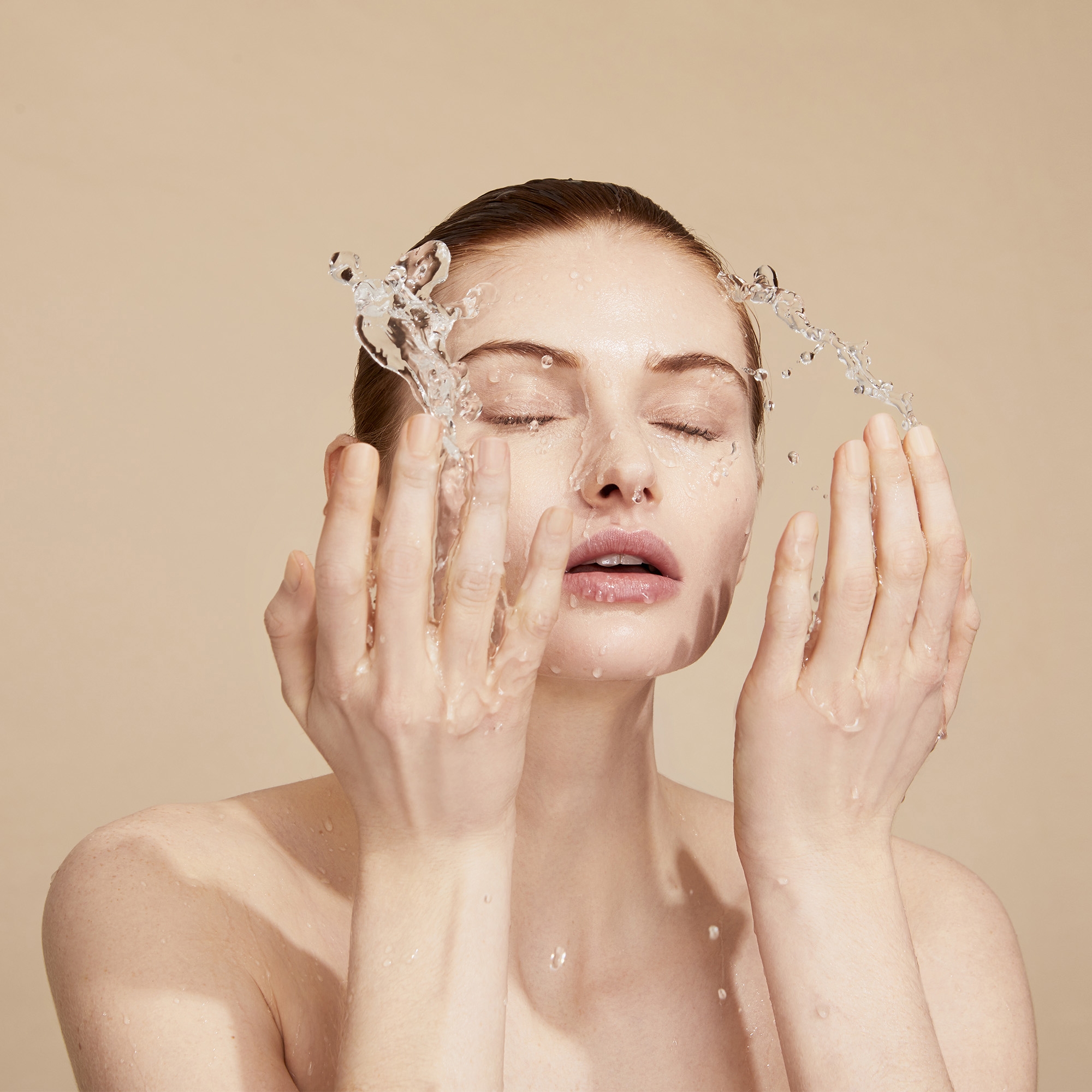 Clé de Peau Beauté Radiant Multi Repair Oil Mini Set | Cult Beauty