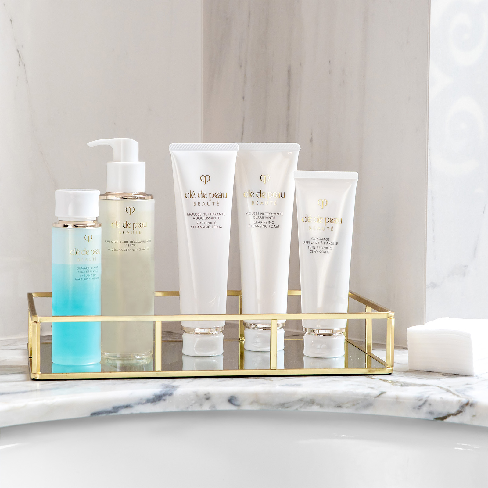 Clé de Peau Beauté Softening Cleansing Foam 125ml | Cult Beauty