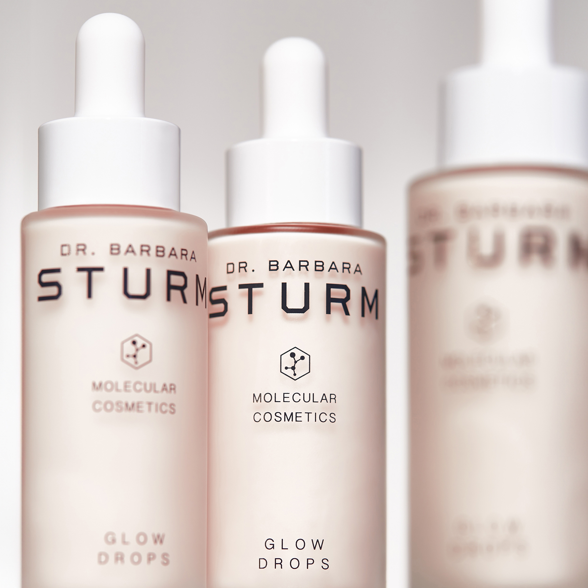Dr. Barbara Sturm Glow Drops 10ml | Cult Beauty