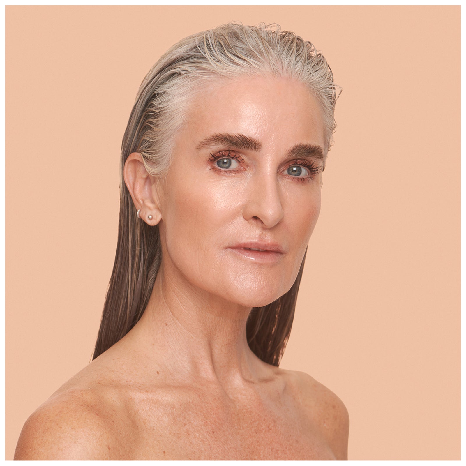 Huda Beauty #FauxFilter Skin Finish Buildable Coverage Foundation