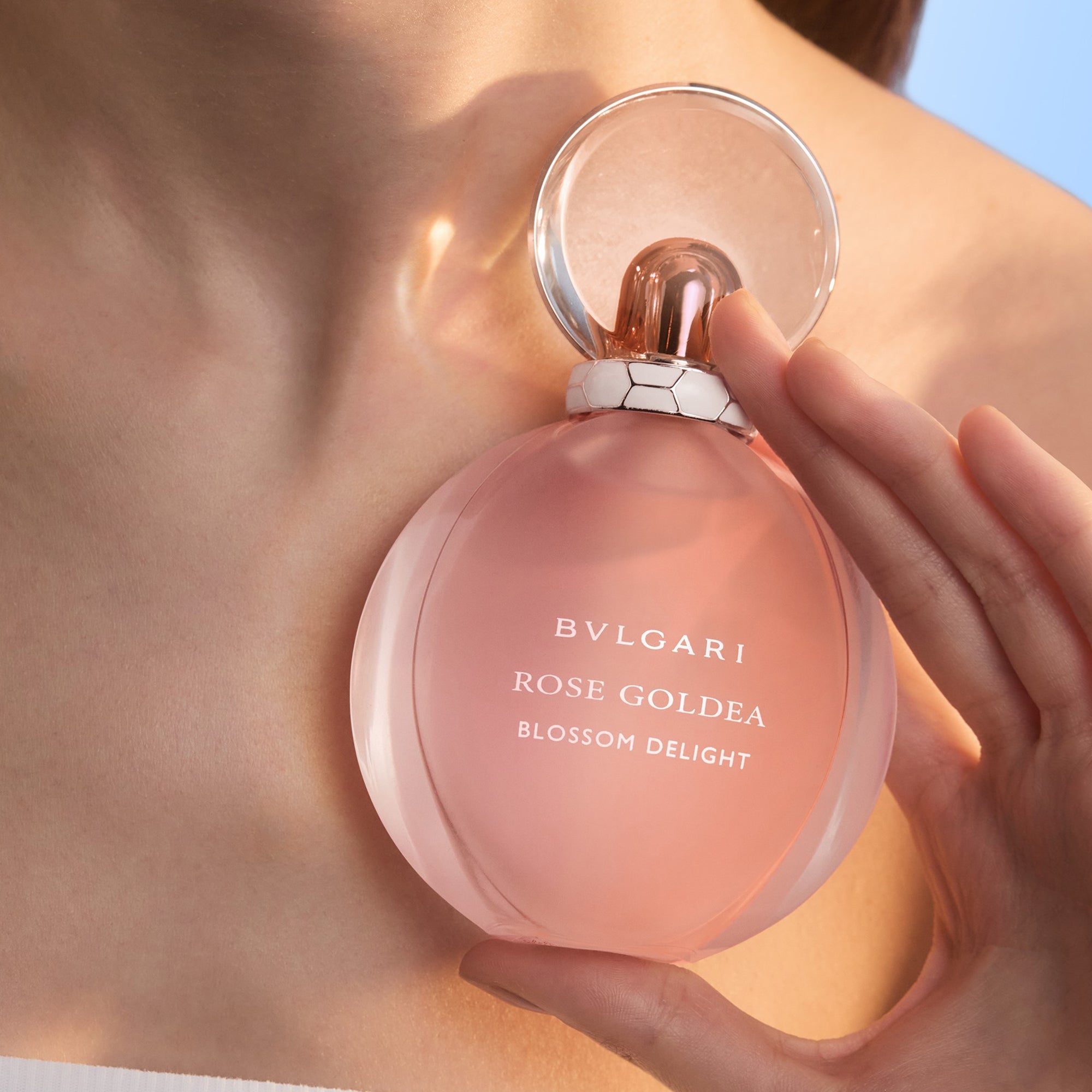 ボディクリーム BVLGARI ROSE GOLDEA BLOSSOM DELIGHT200ml ローズゴルデアブロッサムディライトボディミルク(ブルガリ)の通販