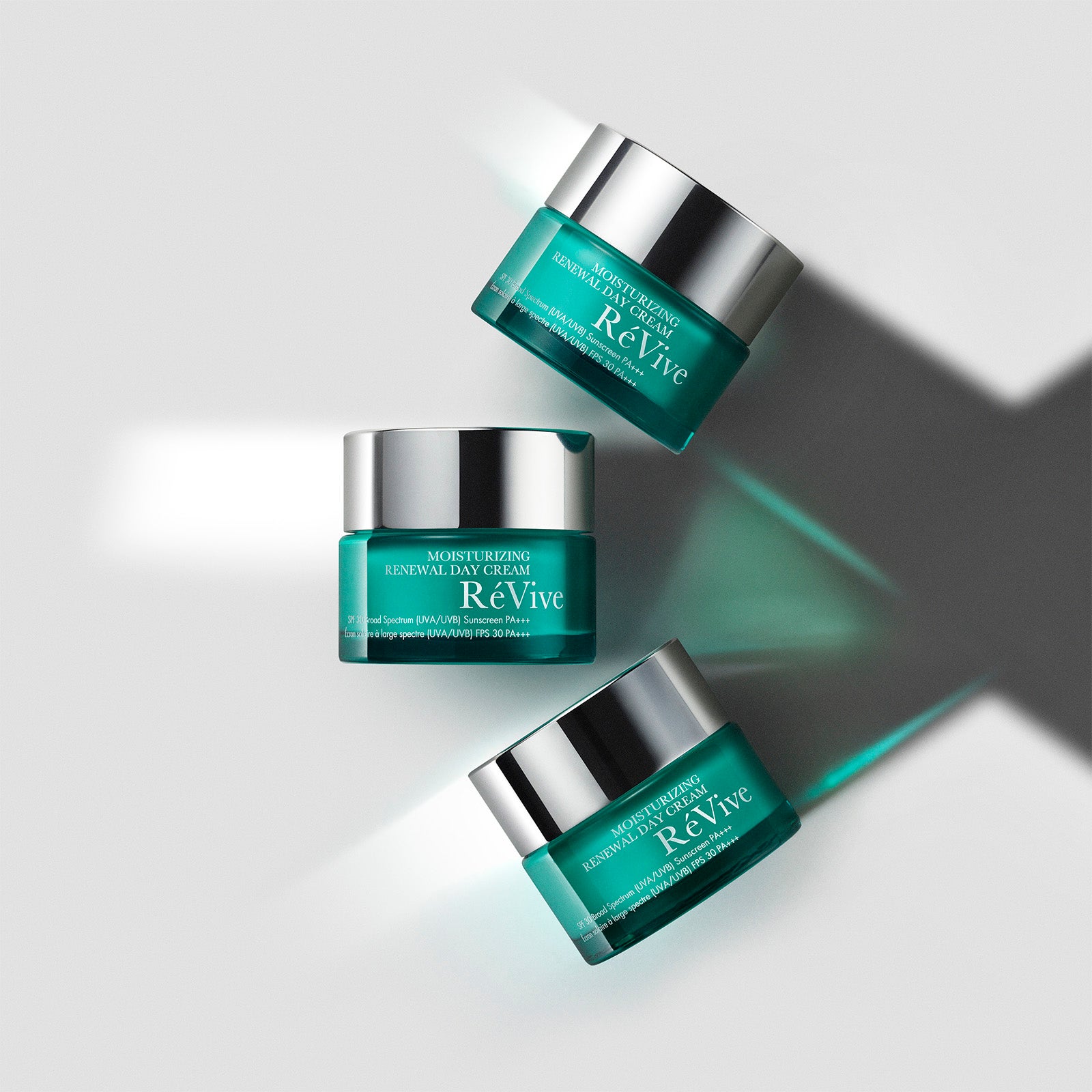 RéVive Skincare Moisturizing Renewal Day Cream SPF30 Broad