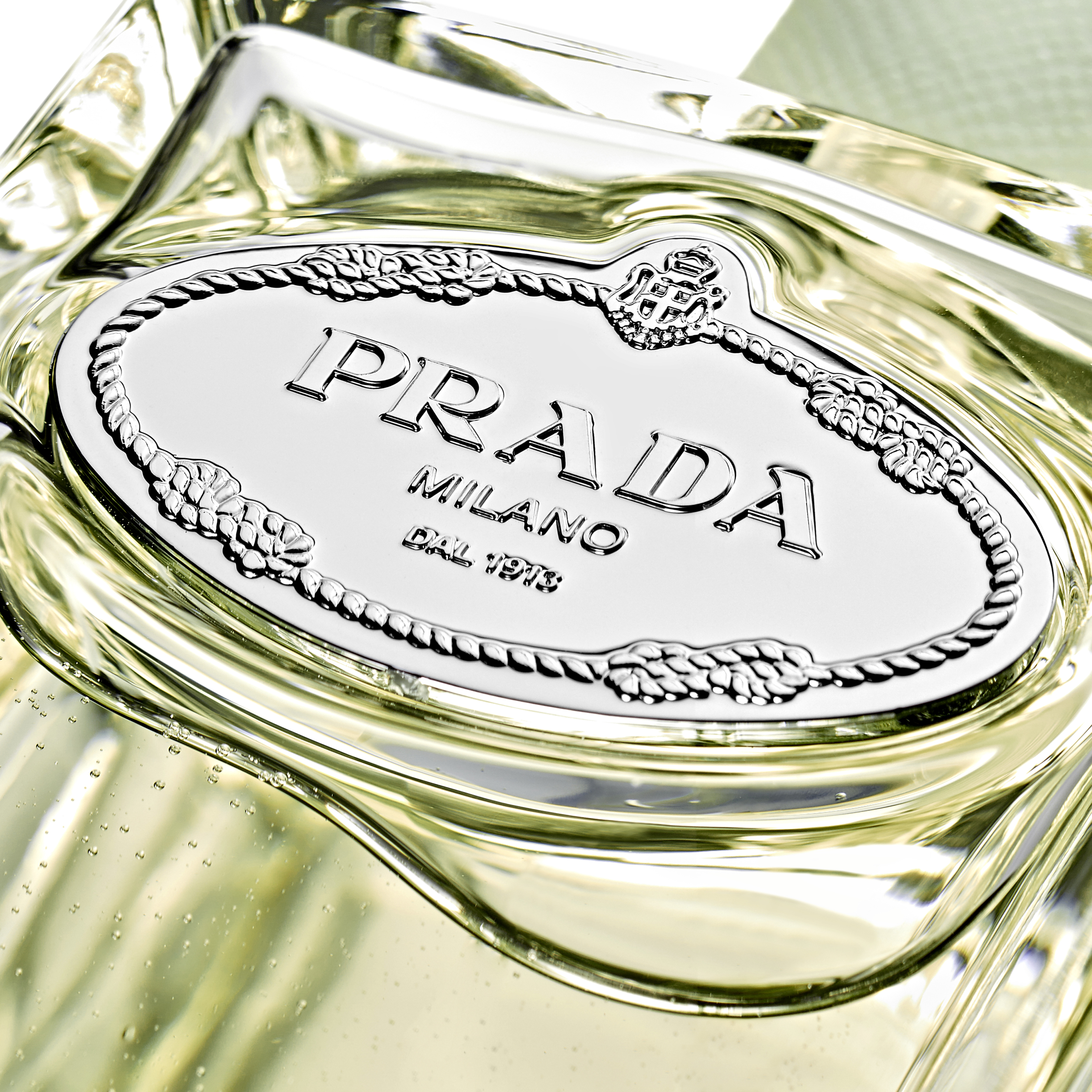 Prada Infusion D Iris Eau de Parfum 30ml LOOKFANTASTIC