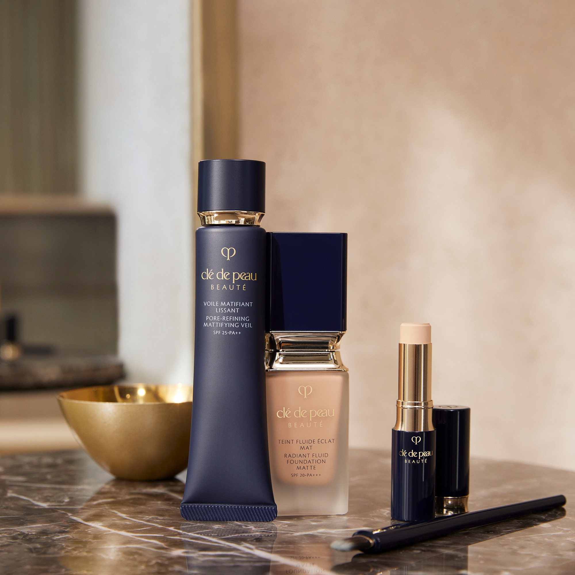 Clé de Peau Beauté Brightening Enhancer Veil – Everglow