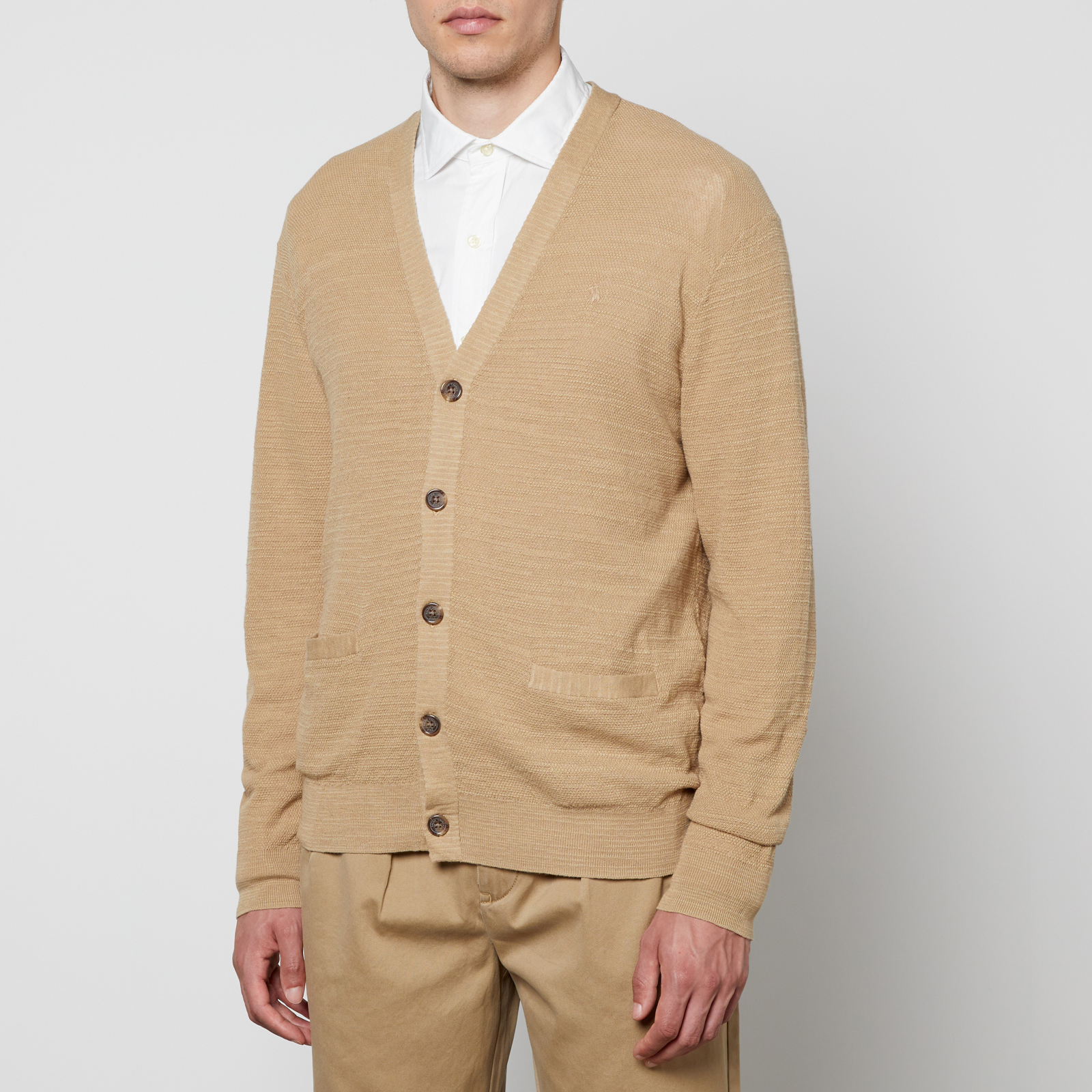 平本蓮着用UNTORN Fuzzy Knit Polo cardigan UNTORN Fuzzy Knit Polo Cardigan 平本蓮着用 - メルカリ