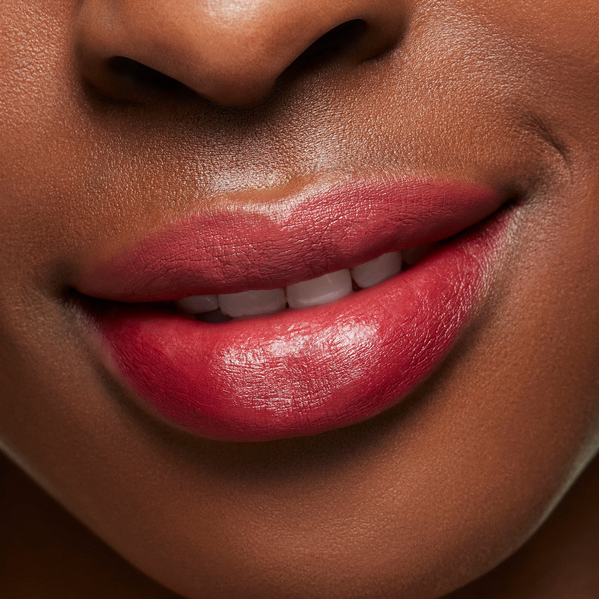 MAC A Taste Of Matte Lipstick X5 (Worth £100.00) | LOOKFANTASTIC
