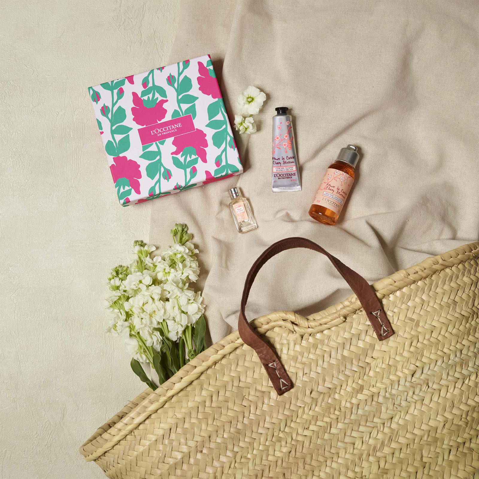 L'OCCITANE ROSE SECRET COMPLETE 5点セット L'OCCITANE ROSE SECRET COMPLETE 5点セット L'OCCITANE ROSE