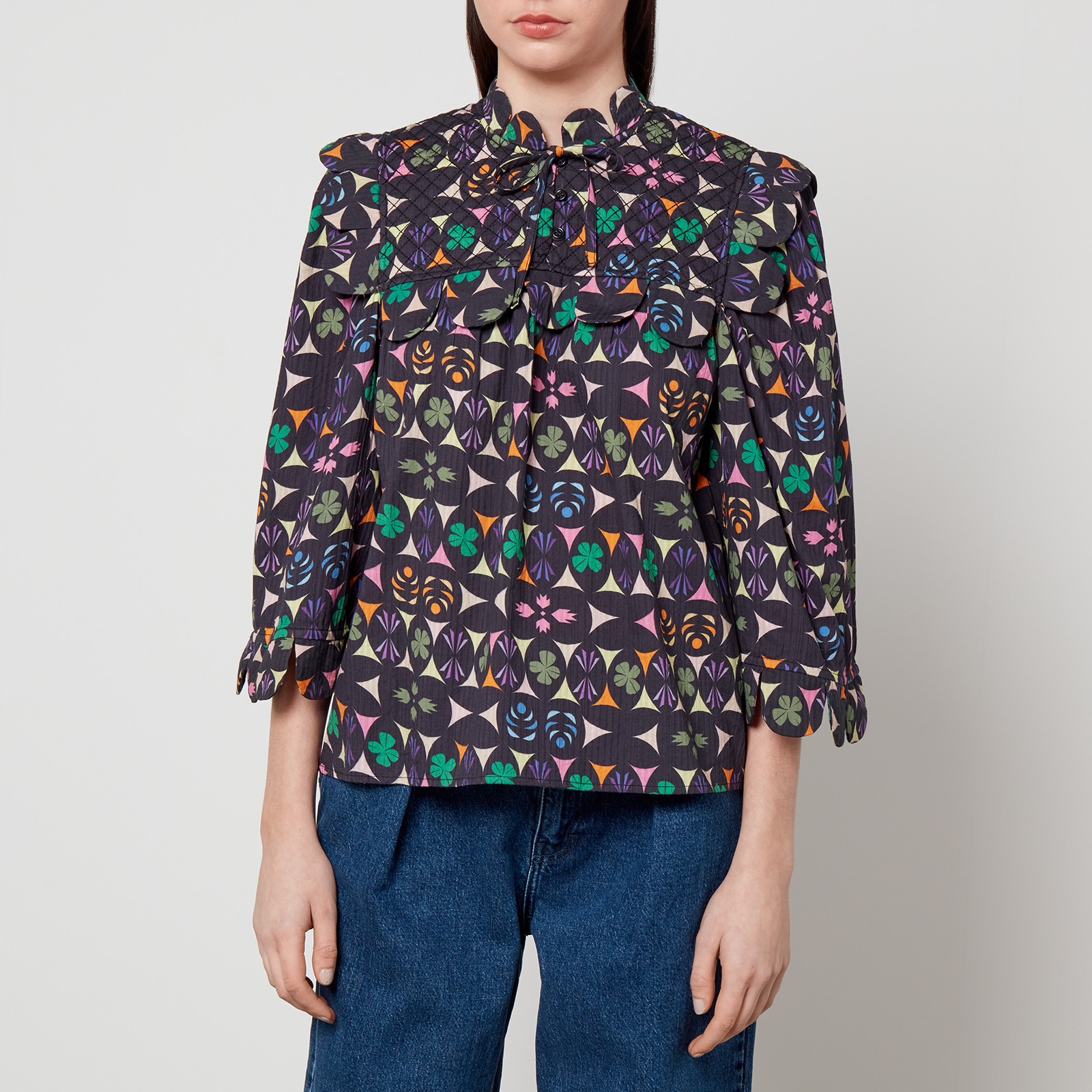 Silky jacquard blouse 即納 | Bluelea