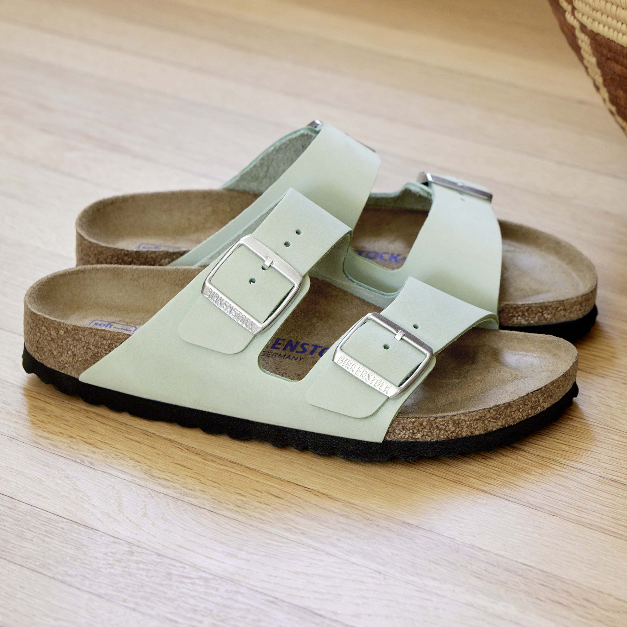 birkenstock arizona 2 strap