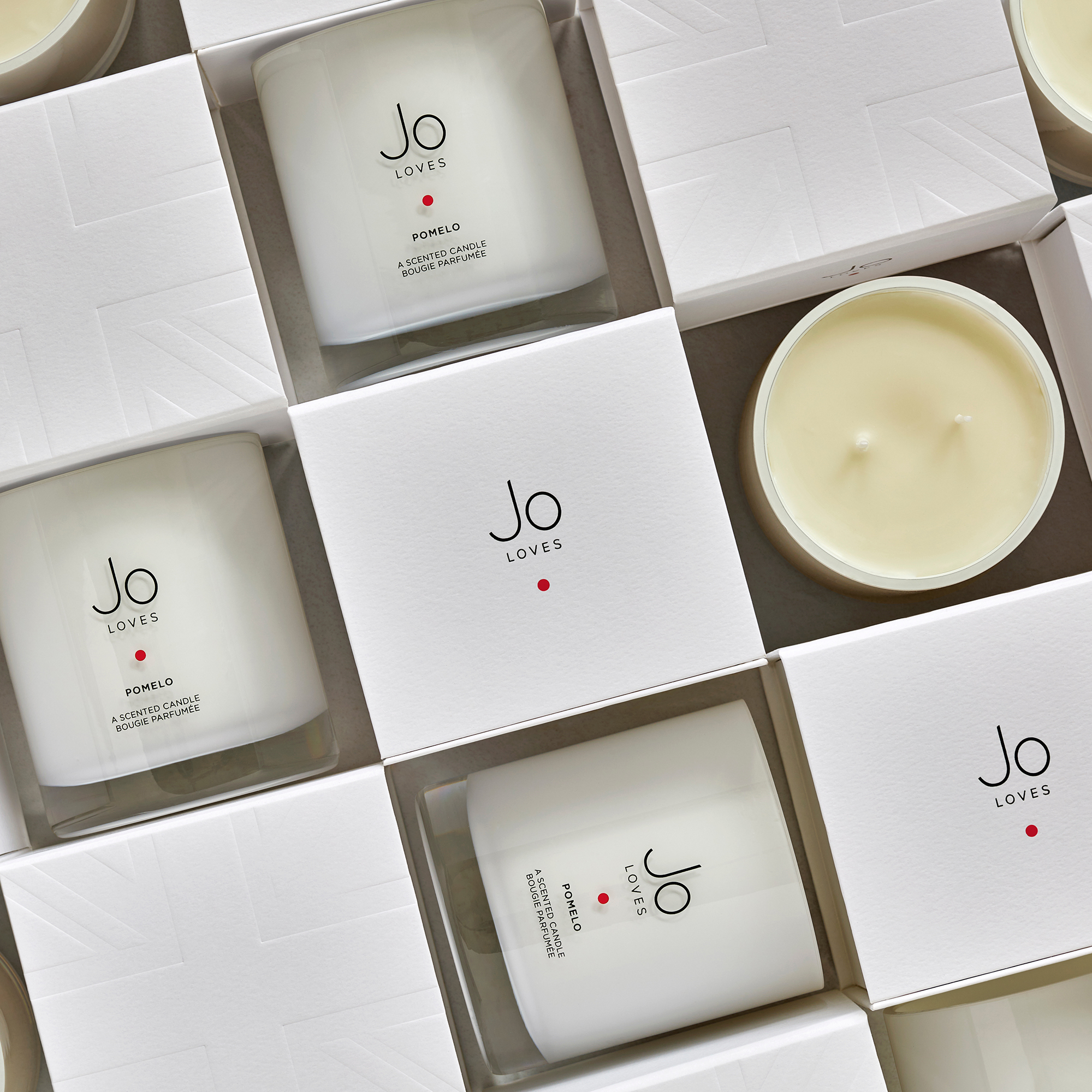 Jo Loves A Deluxe Pomelo Candle 420g | Cult Beauty