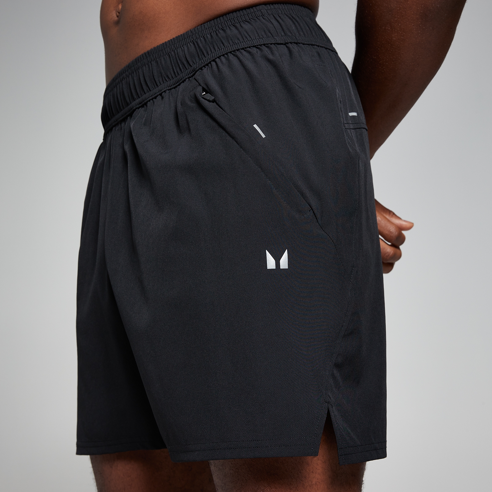 サイズM 黒 F.C.R.B. PILE SHORTS パンツ