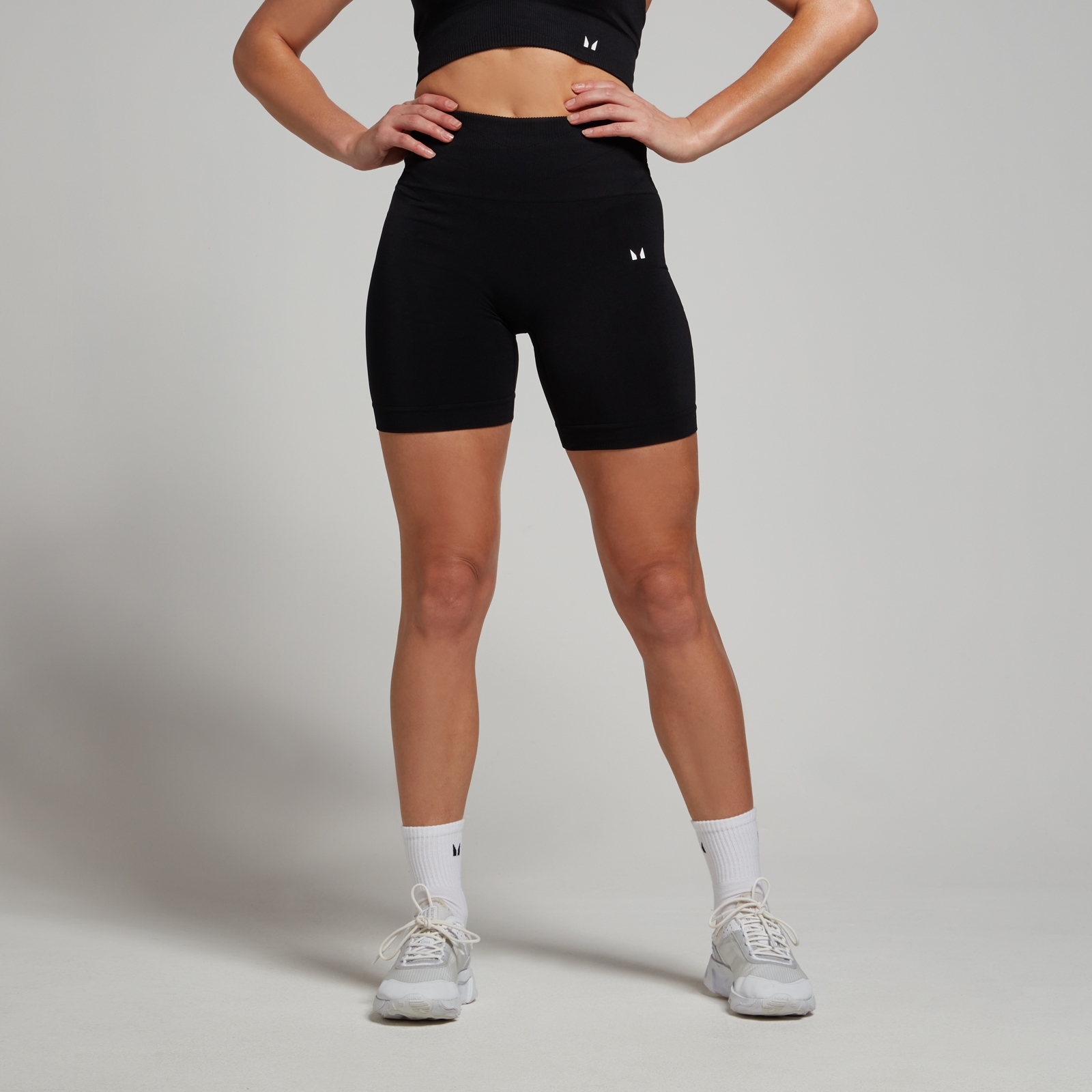 スパッツ・レギンス MUGLER Women Shorts  Burmudas 23W1PA0404470 B99N1 Black Low-rise Denim Shorts Black | The Webster