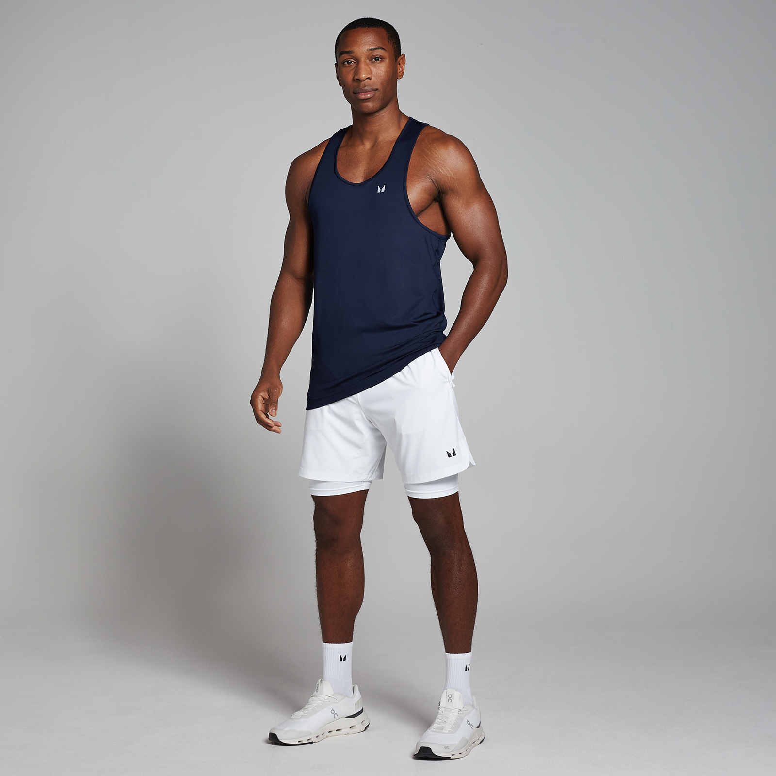 On Studio Shorts 2 W(ウィメンズ M)トレーニングランニング Women's Training Shorts & High Waisted Workout Shorts | On Japan