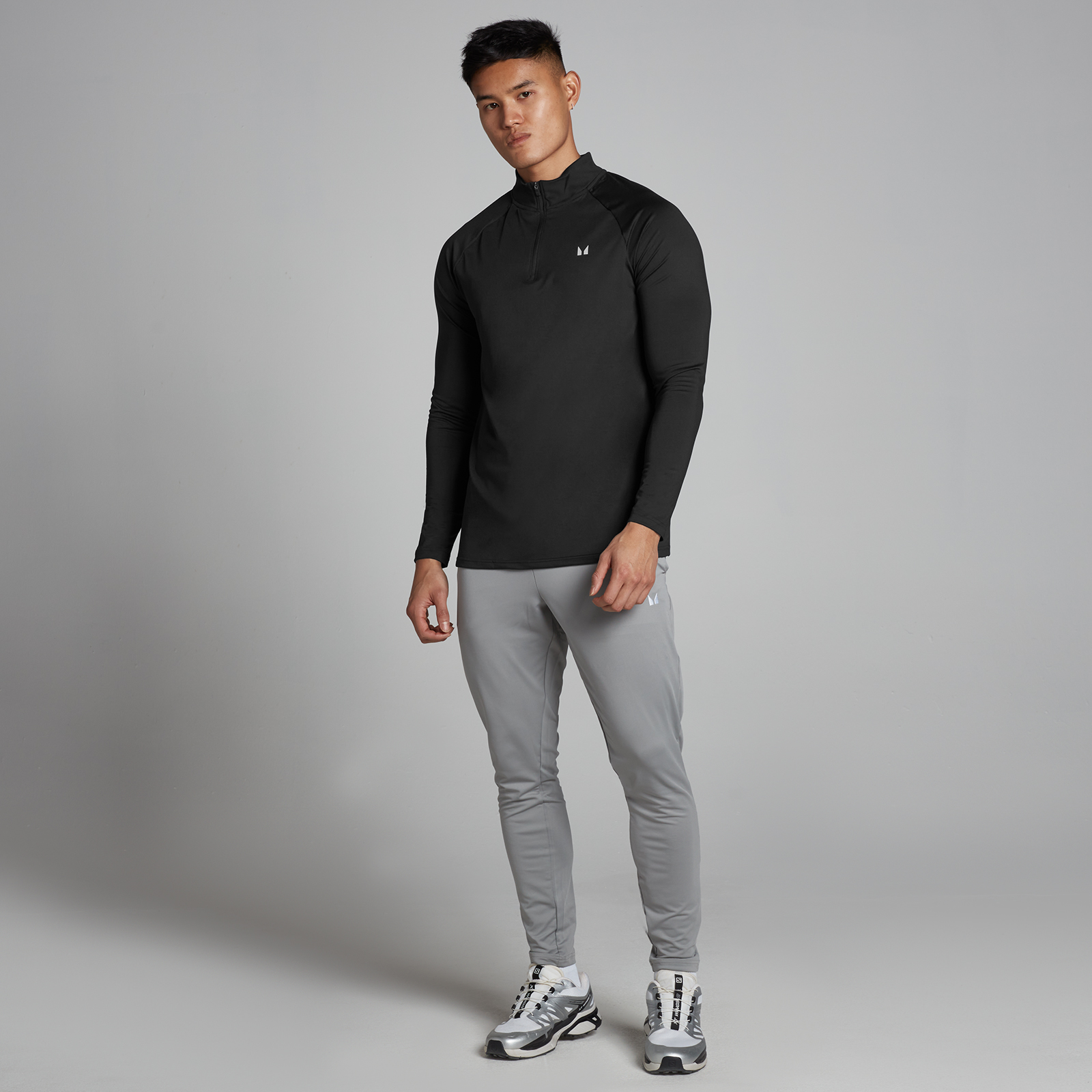 MP メンズ トレーニング 1/4ジップ - ブラック | Myprotein