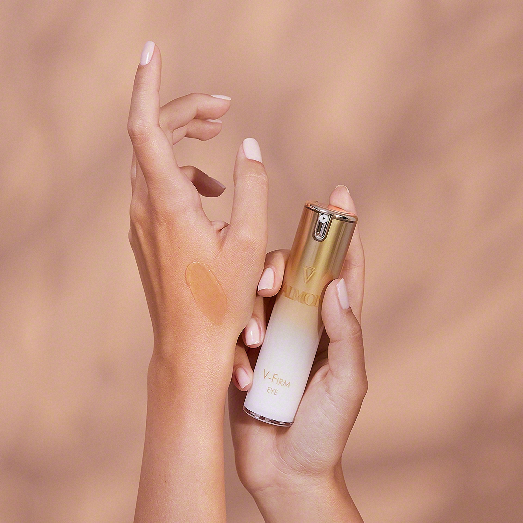 【関税込み】Valmont V-Firm Eye アイクリーム 15ml Valmont V-Firm Eye 15ml | Dermstore