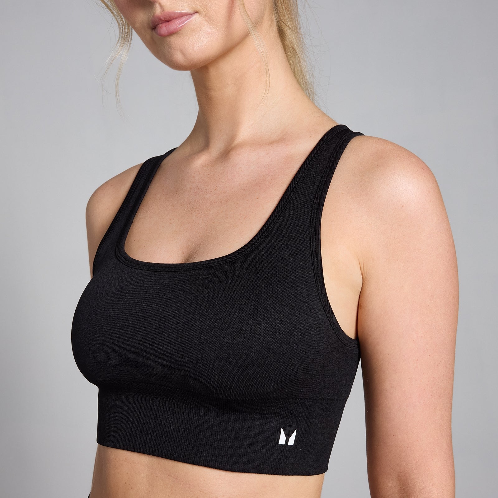 MP レディース シェイプ シームレス スポーツ ブラ - ブラック | Myprotein