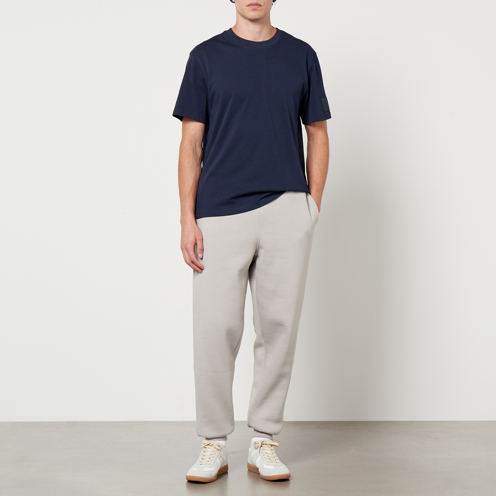 【送料&関税込】Ami Alexandre Mattiussi Ami Trousers AMI Alexandre Mattiussi Cotton-Blend Joggers - M | Coggles