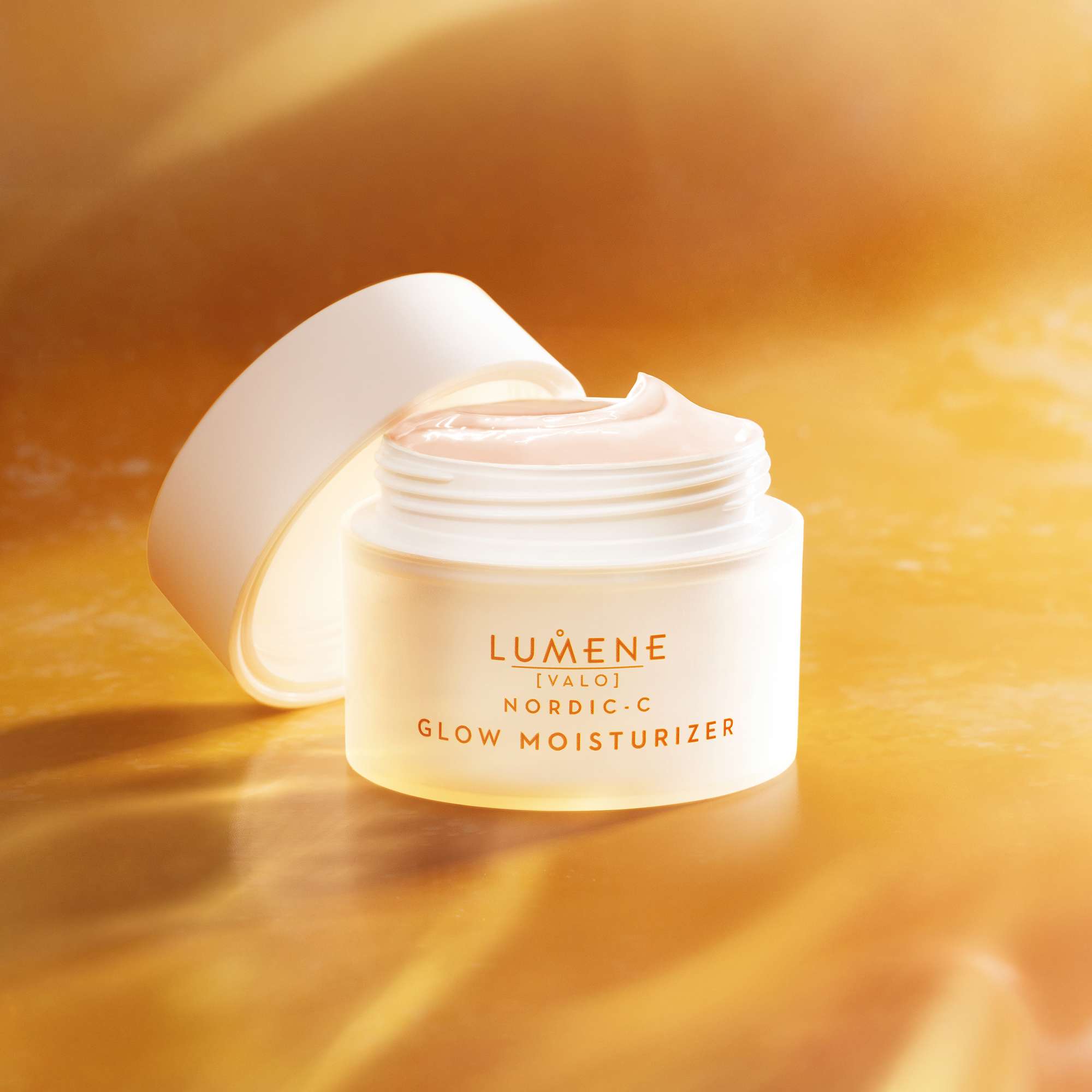 Lumene Nordic-C [VALO] Glow Moisturizer 50ml | LOOKFANTASTIC