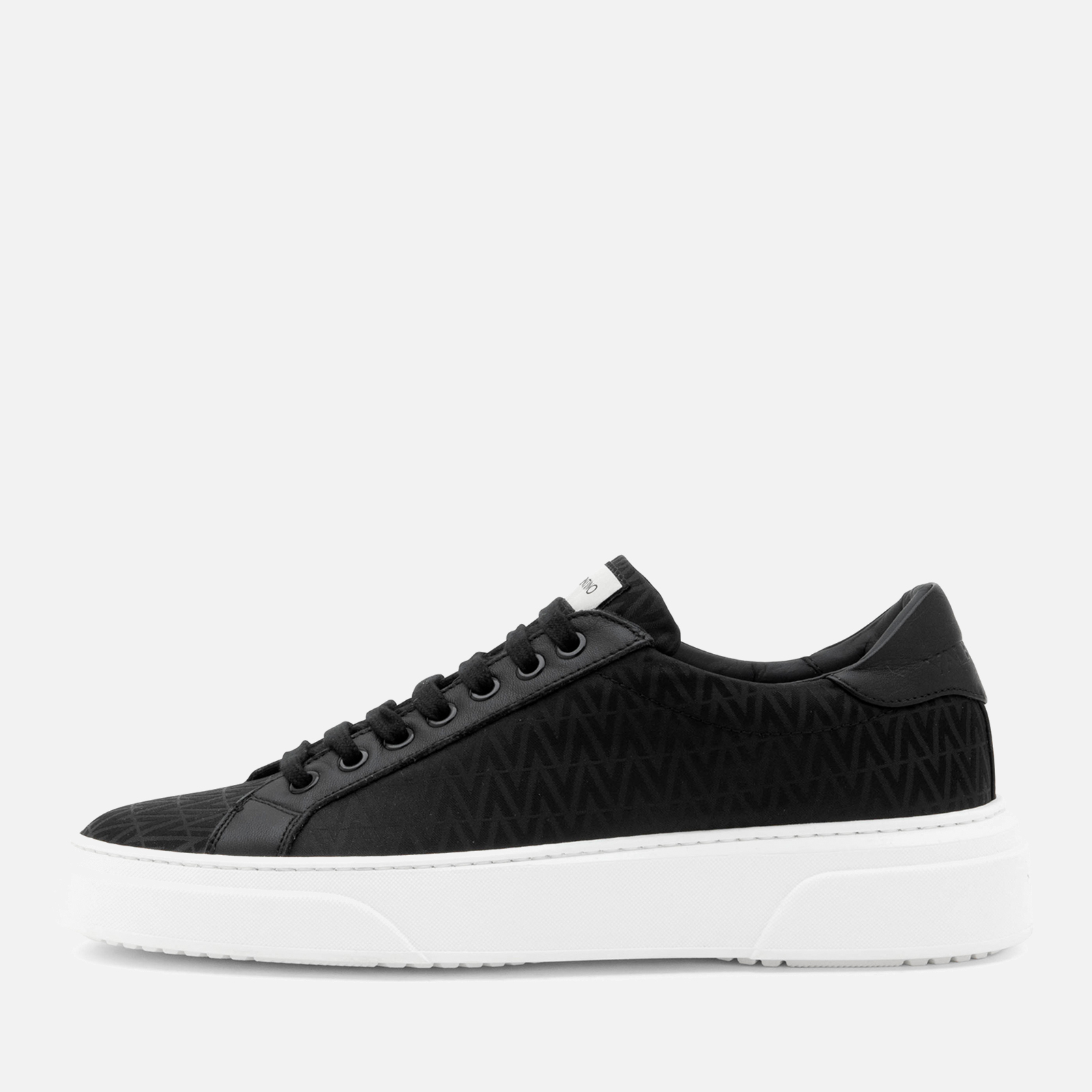 Valentino sale mens hot sale trainers