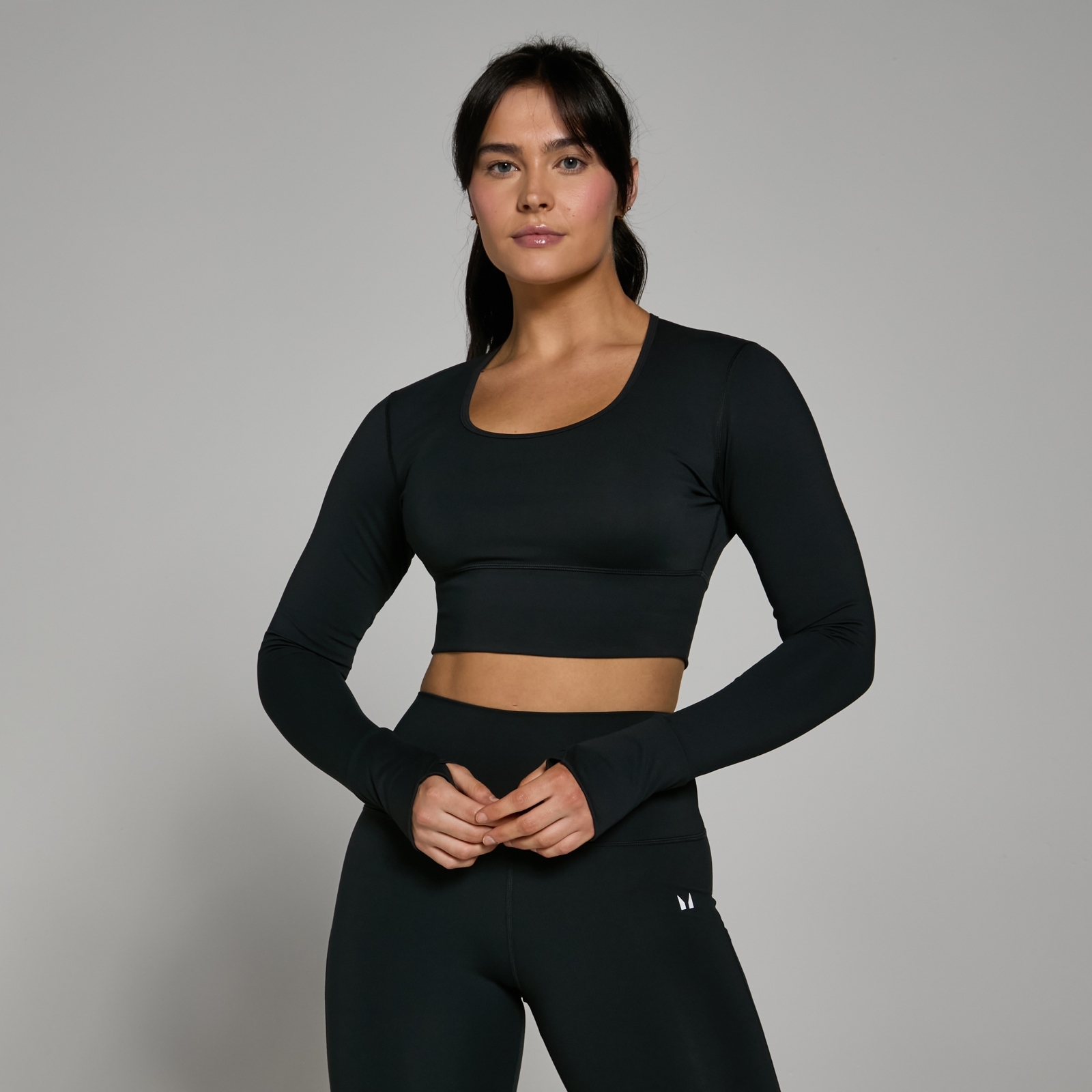 Bamboo Long Sleeve Scoop - Black – O2wear
