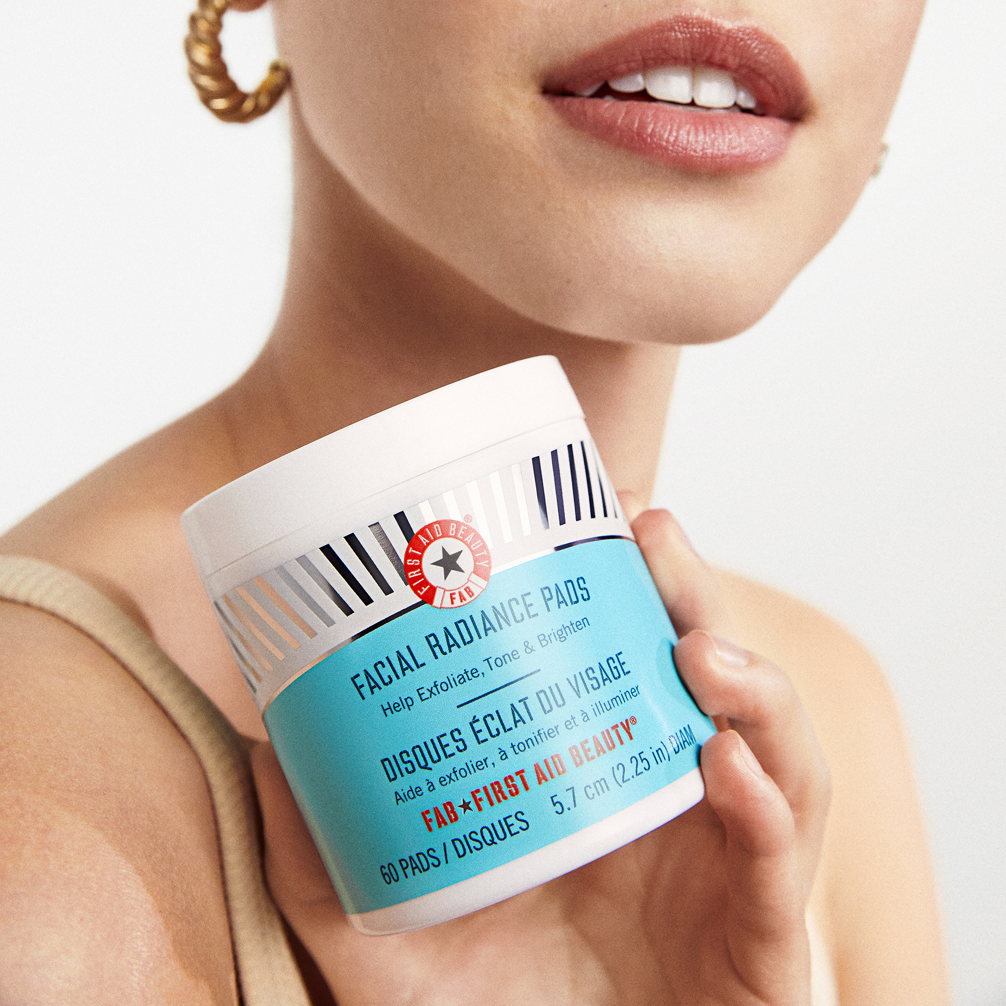 First Aid Beauty Facial Radiance Pads with Glycolic and Lactic