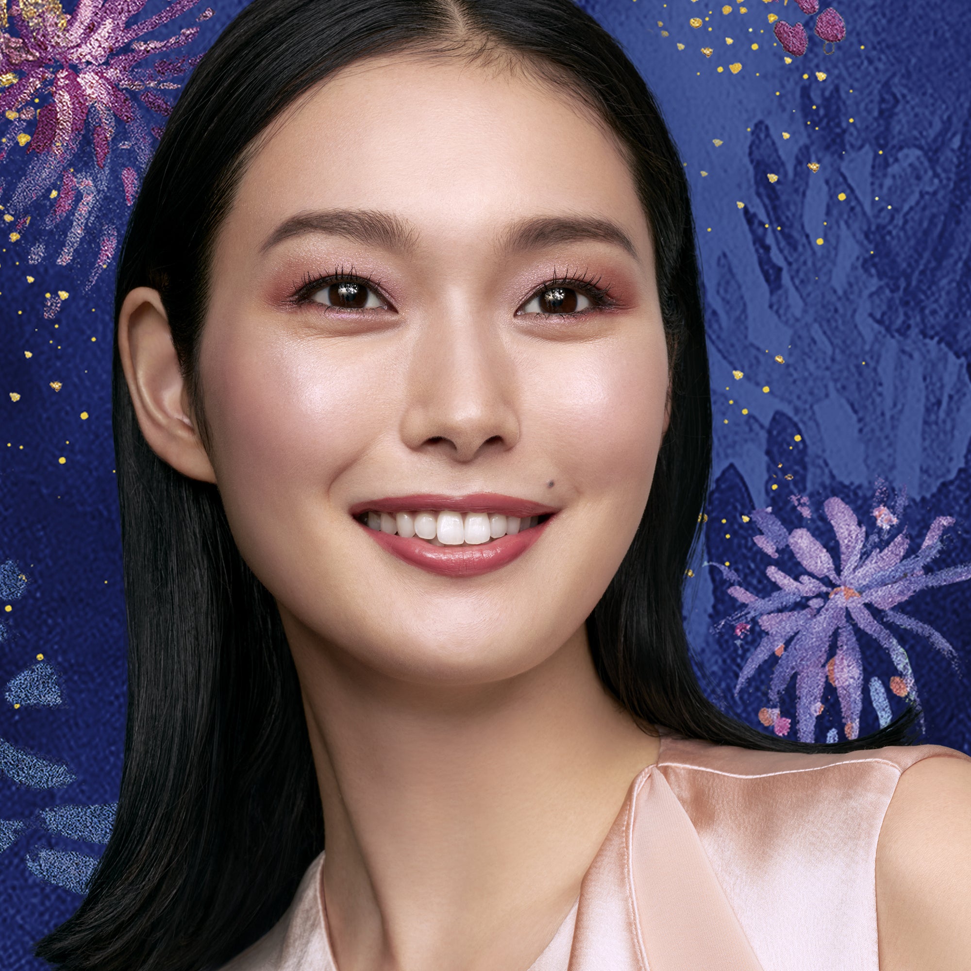 Clé de Peau Beauté Luminizing Face Enhancer Case and Refill 10g