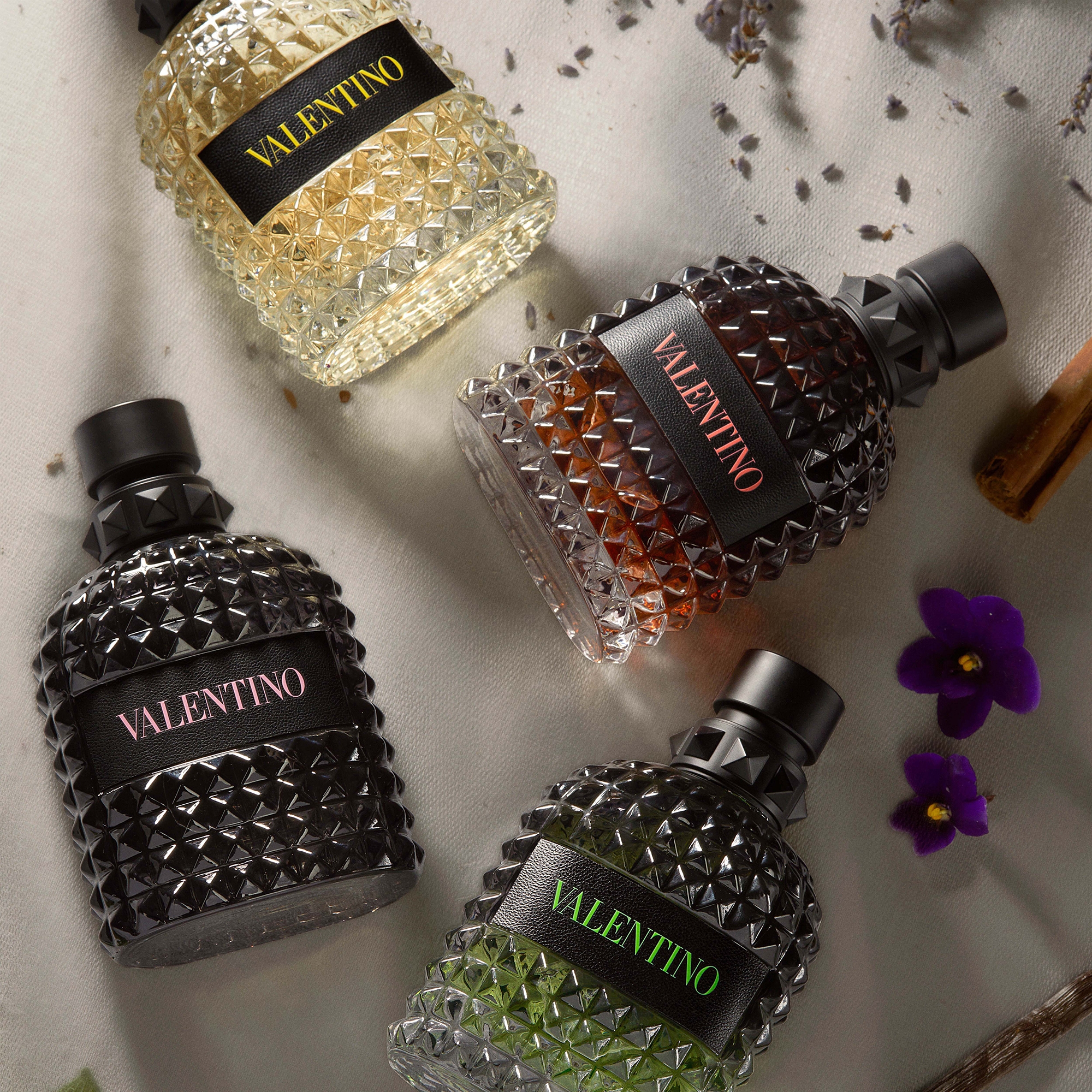 香水(男性用) VALENTINO UOMO BORN IN ROMA 100ml Amazon.com : Valentino Uomo Born In Roma for Men 0.5 oz Eau