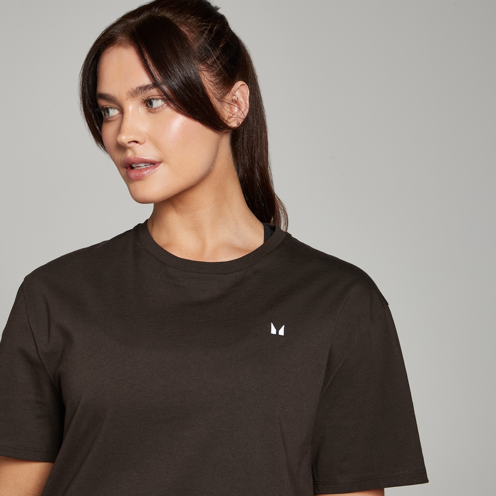 【MLB】 Women's Basic Street Logo Crop Short Sleeve T-Shirt WOMEN'S BASIC STREET LOGO CROP T-SHRTS NEW YORK YANKEES