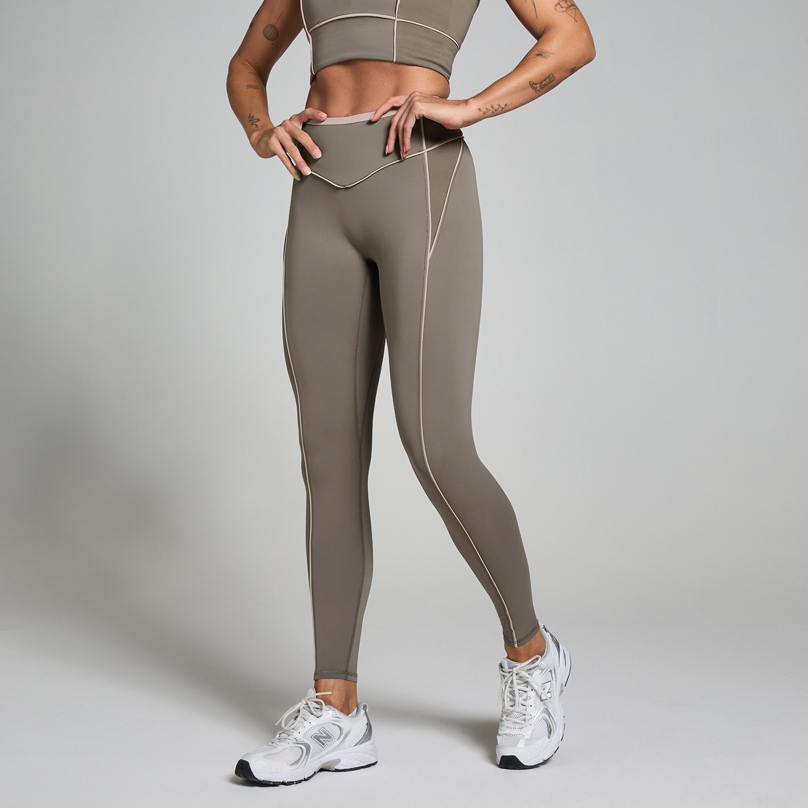 レディース｜着心地の良いレギンス＆スパッツ | Myprotein