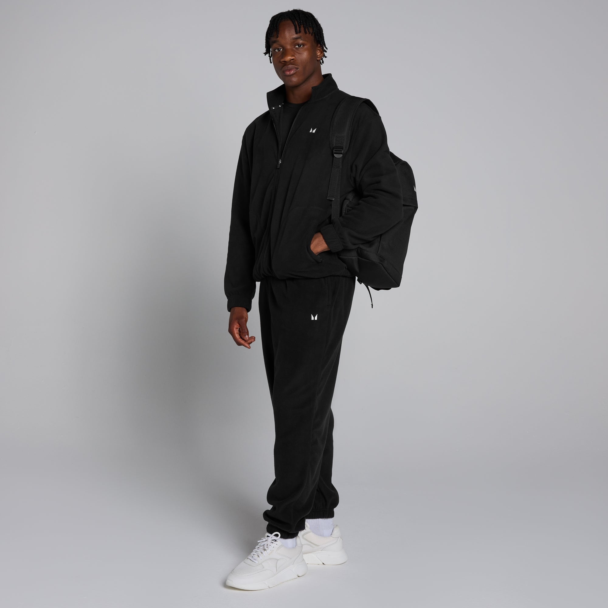 MP Men's Zip Through Fleece - Black | Myprotein UK