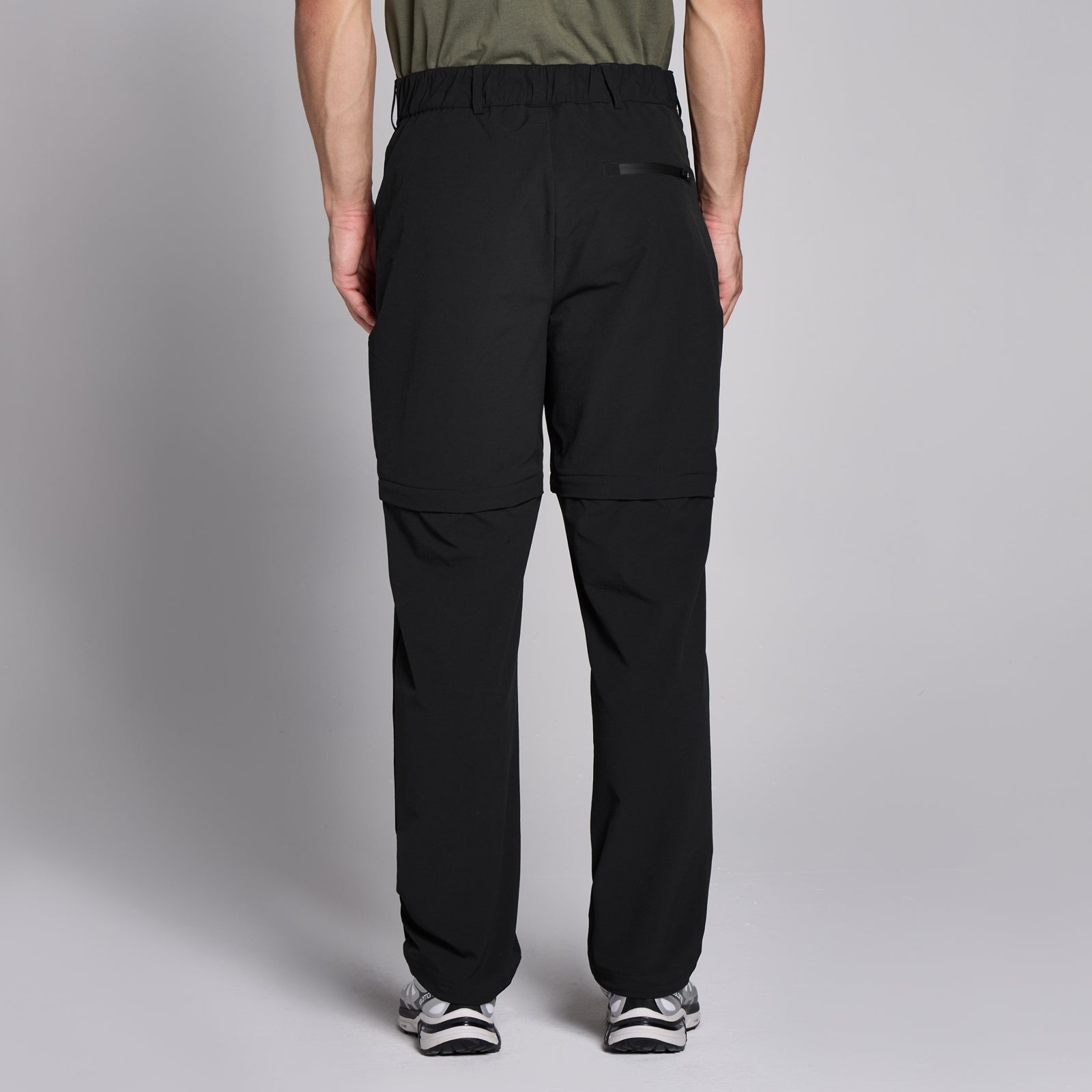 Dare 2b Duration II Pantaloncini Uomo Da Escursionismo - Tessuto Riciclato, Idrorepellente, Protezione UV50+