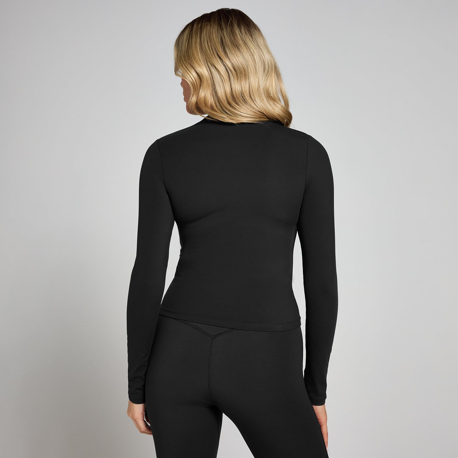 Women's Gym Tops | Sports Clothing | Myprotein AE