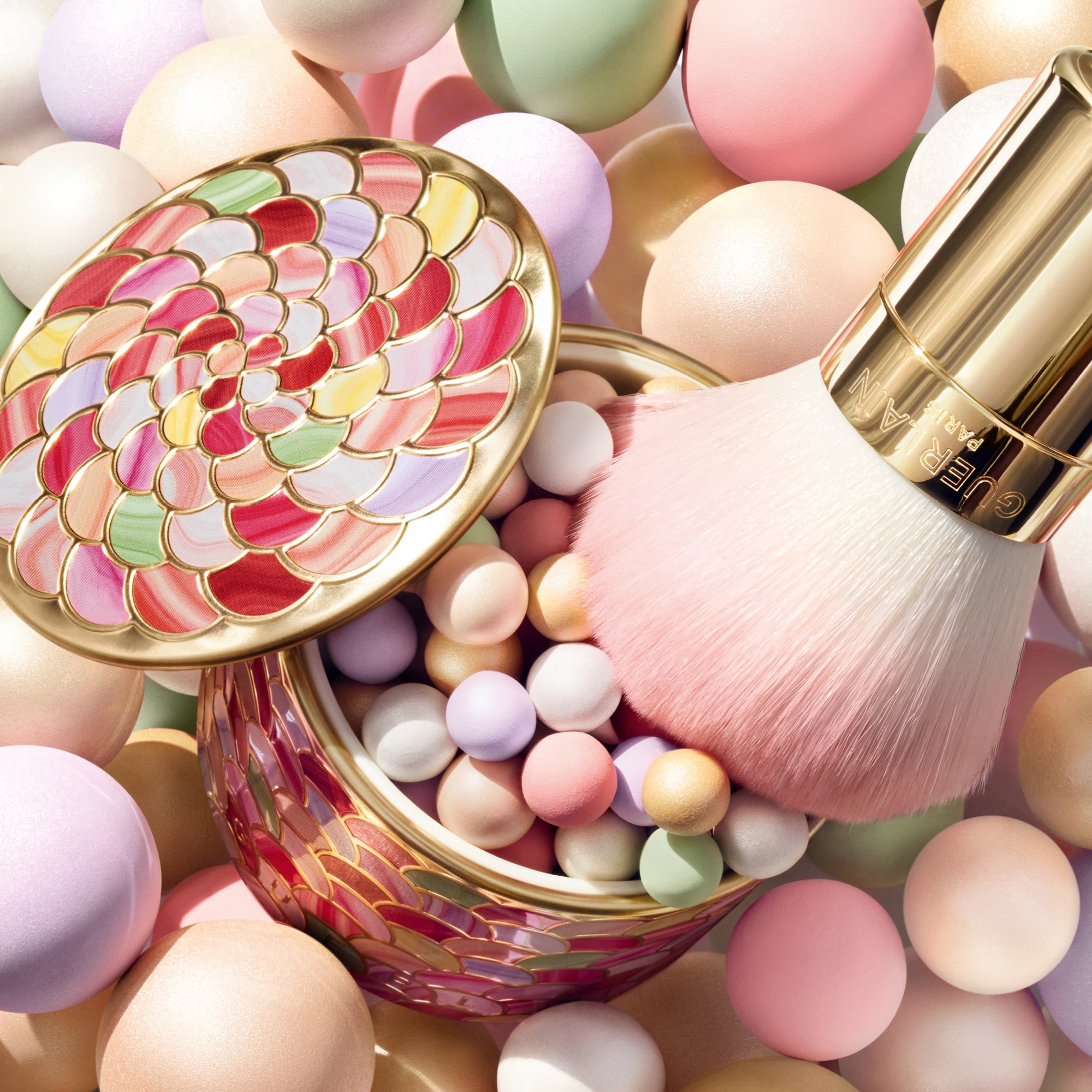 Guerlain Météorites Perles フェイスパウダー ブラシ付 15291494-1355131287246495.jpg