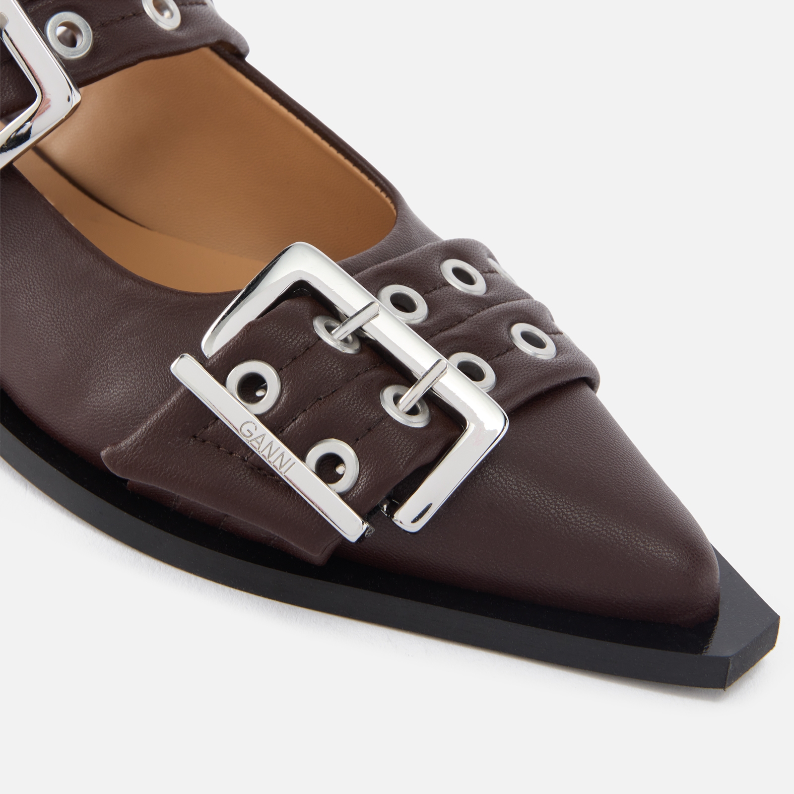 フラットシューズ GANNI Woman Ballet flats Brown S29474926 943 Bronze Brown Metallic Feminine Buckle Ballerinas | GANNI US