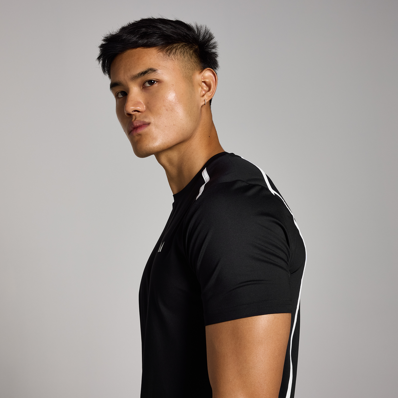 MP メンズ テンポ バインディング Tシャツ - ブラック | Myprotein