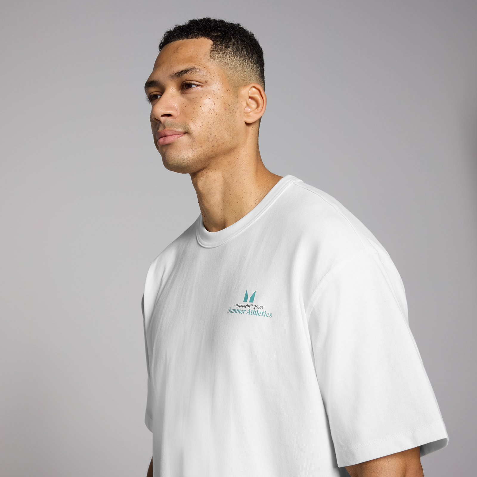 Tricou MP Lifestyle Graphic - Retro White | MYPROTEIN™