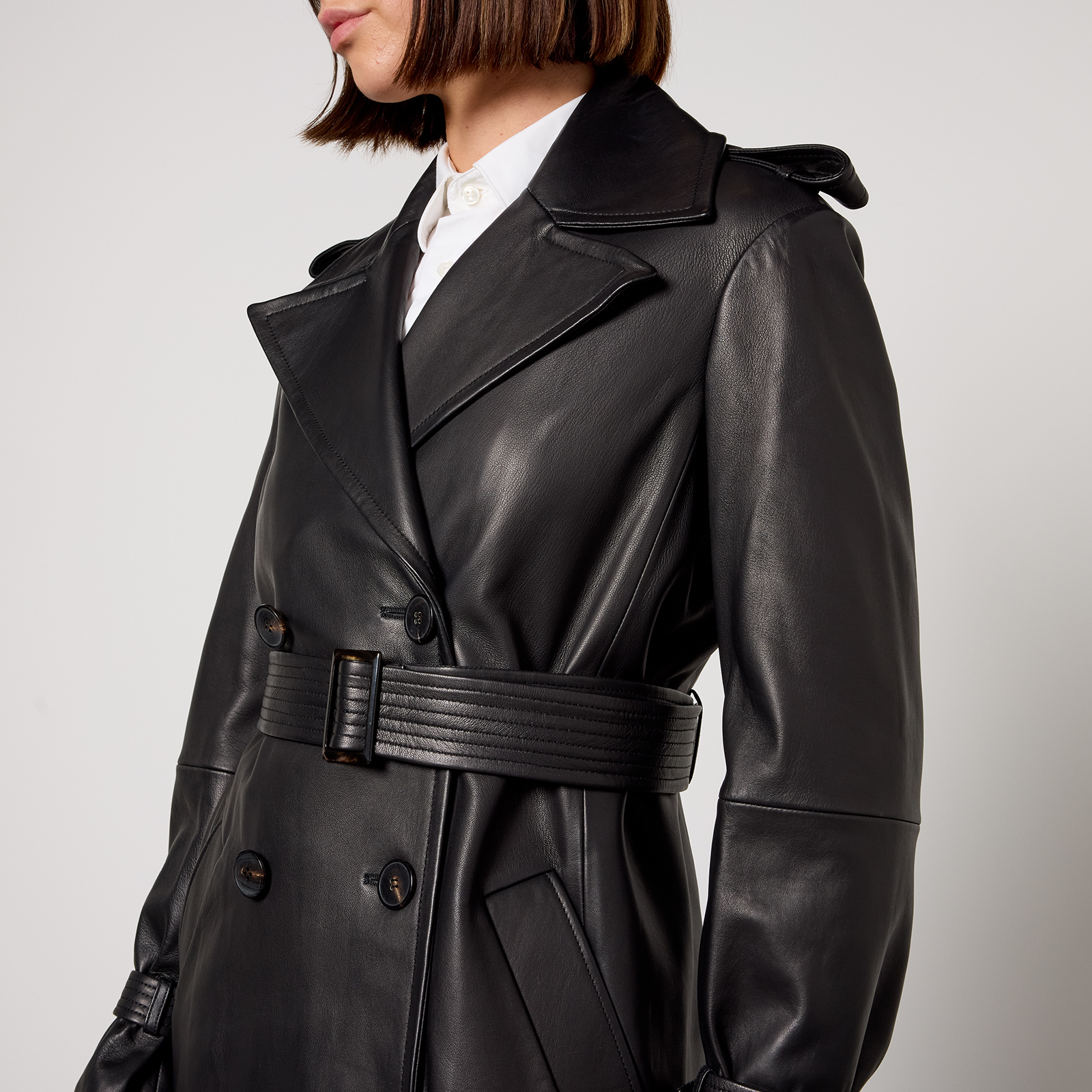 ジャケット Max Mara Studio Jacket with belt in Bordeaux nappa leather Max Mara Studio Jacket with belt in Bordeaux nappa leather
