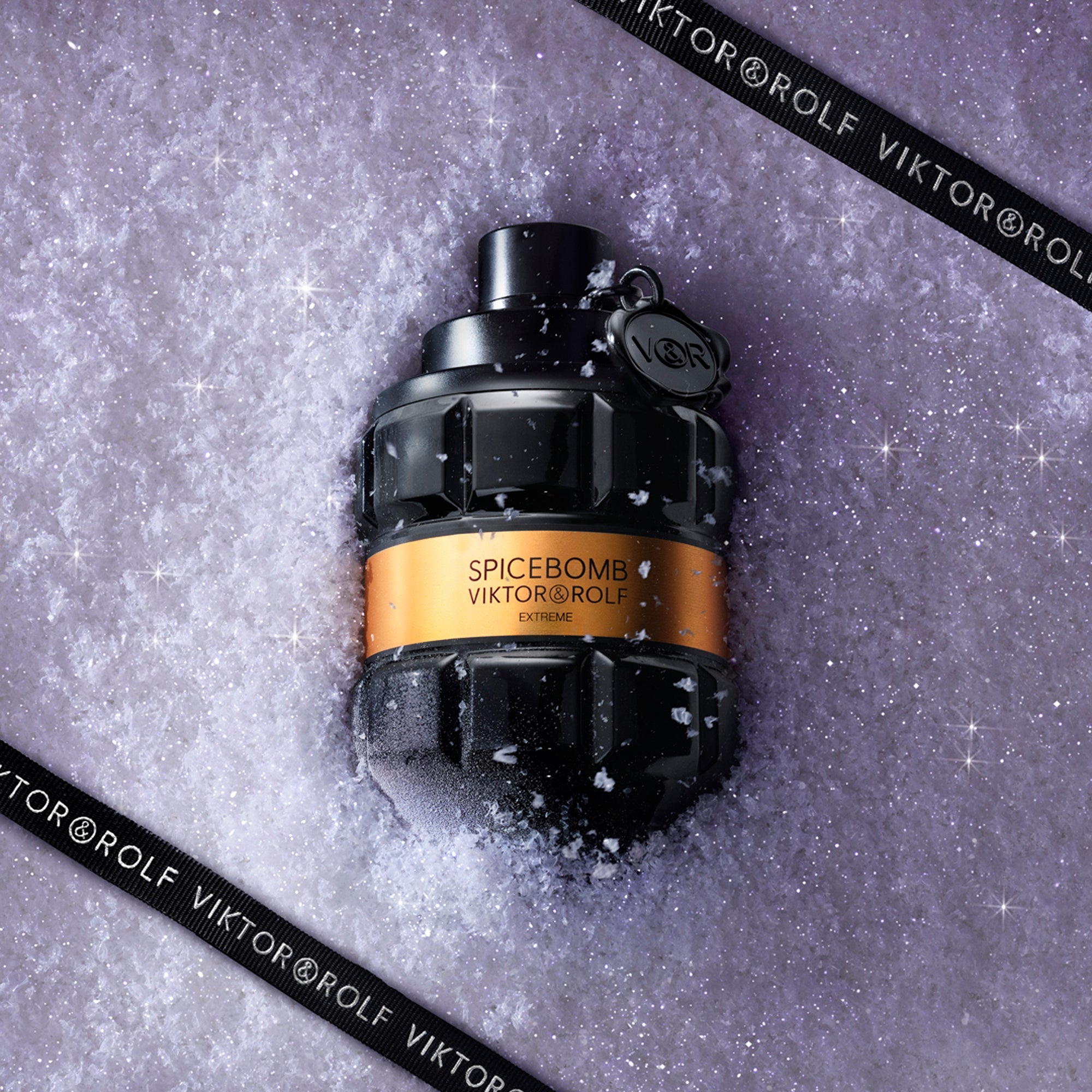 Viktor & Rolf Spicebomb Extreme Eau De Toilette 90ml Gift Set