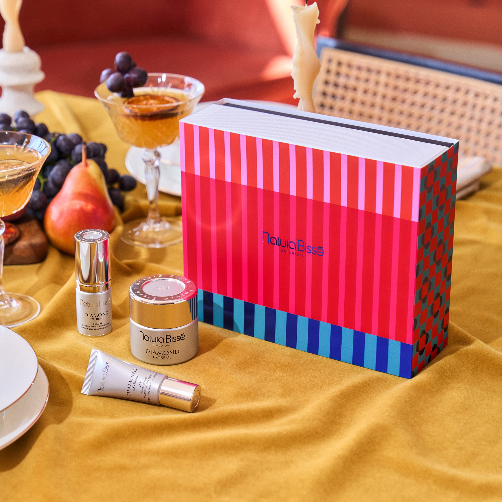 Natura Bissé Diamond Extreme Holiday Set (Worth $693.00) | Dermstore