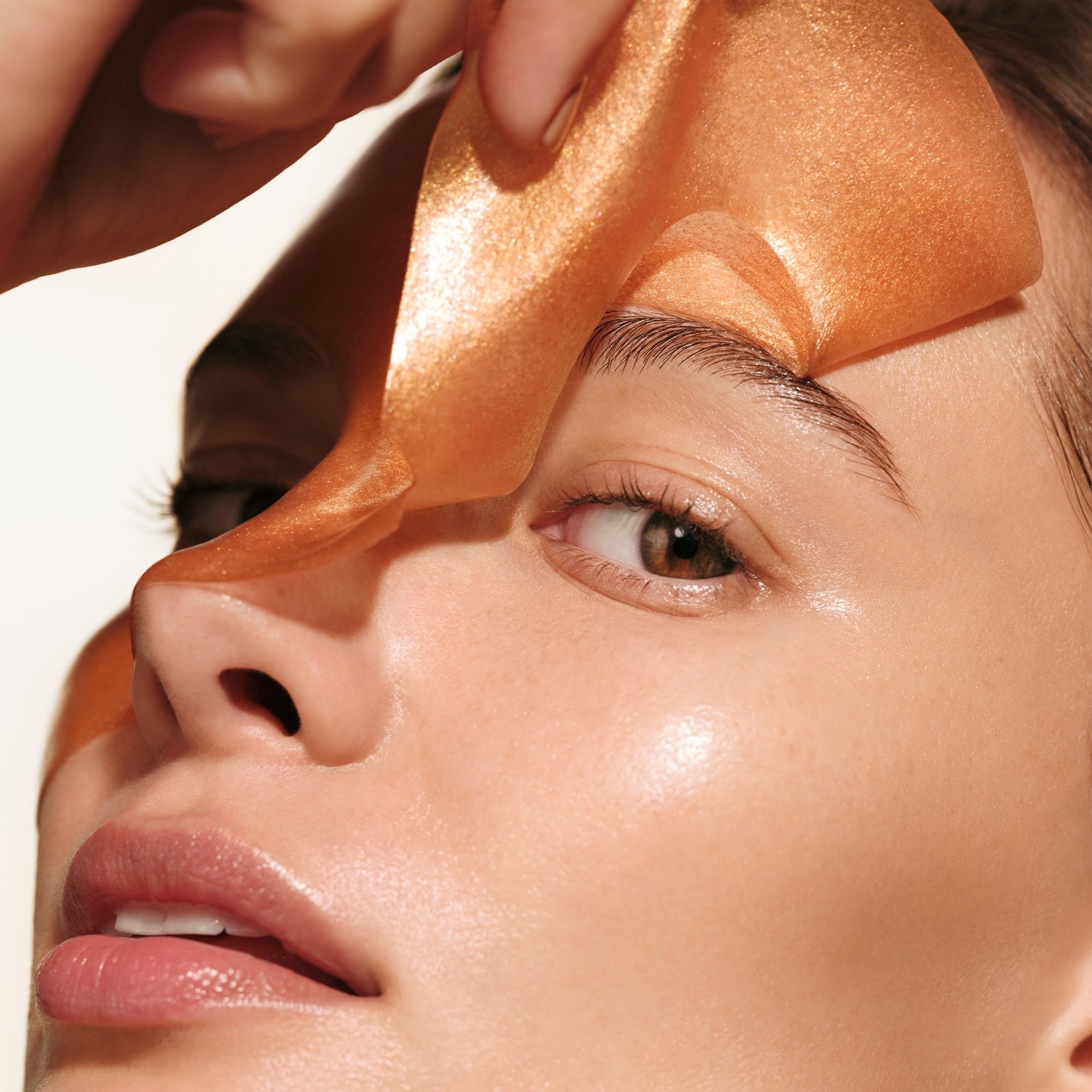 MZ SKIN Hydra-Lift Golden Facial Treatment Mask | Dermstore