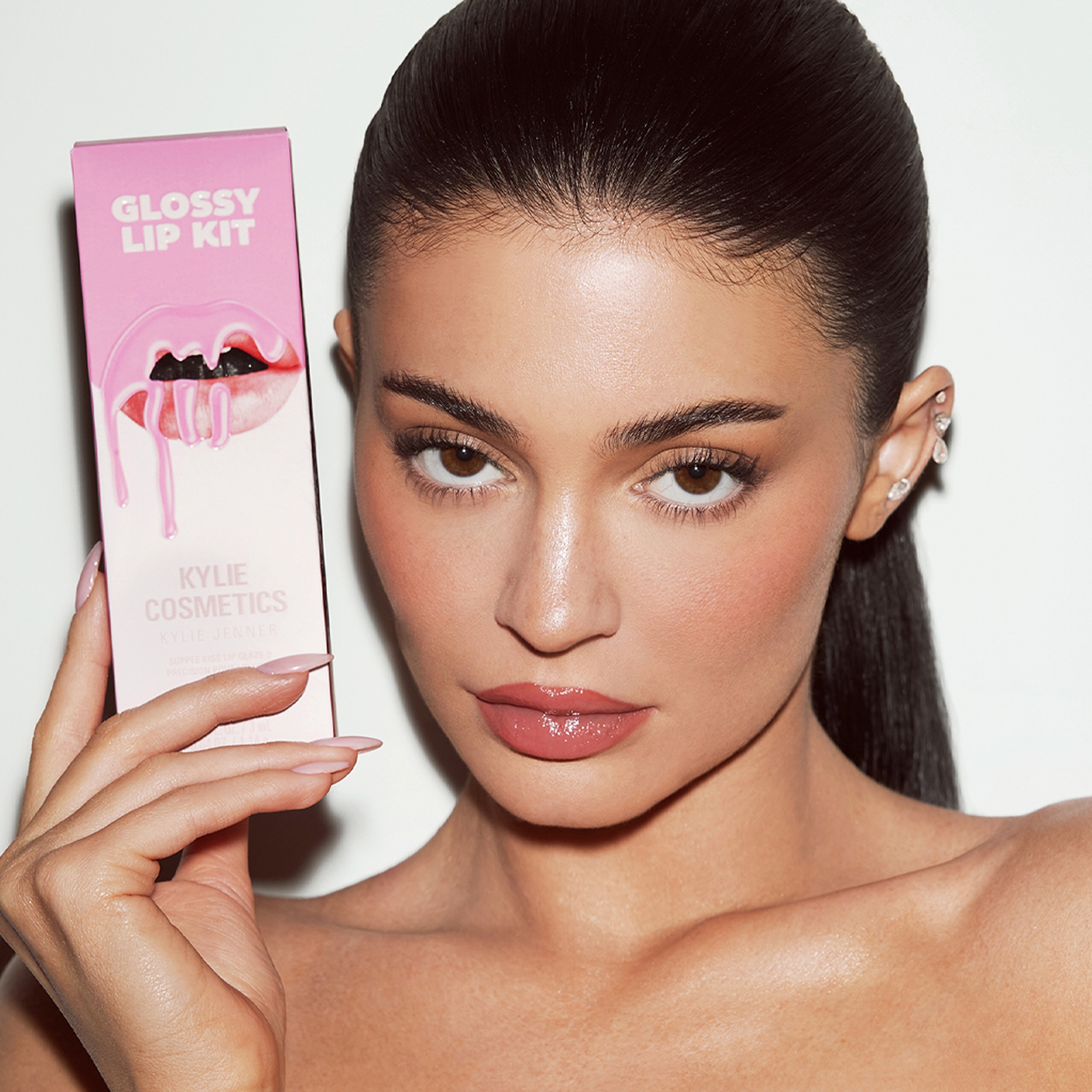 Kylie Cosmetics Glossy Lip Kit (Various Shades) | LOOKFANTASTIC