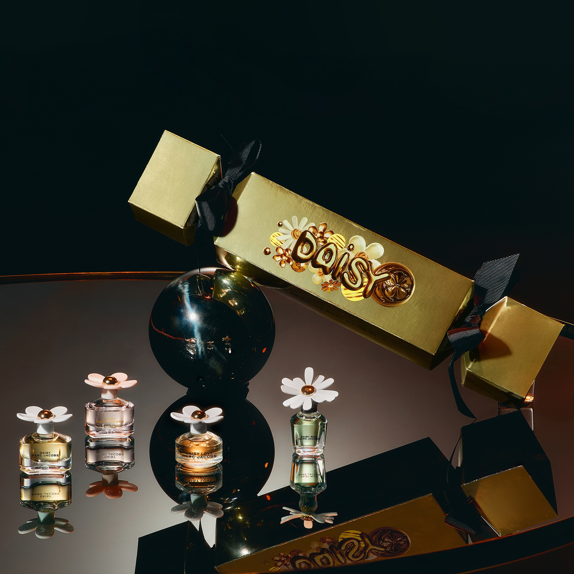 Marc Jacobs Minis Cracker Set | LOOKFANTASTIC