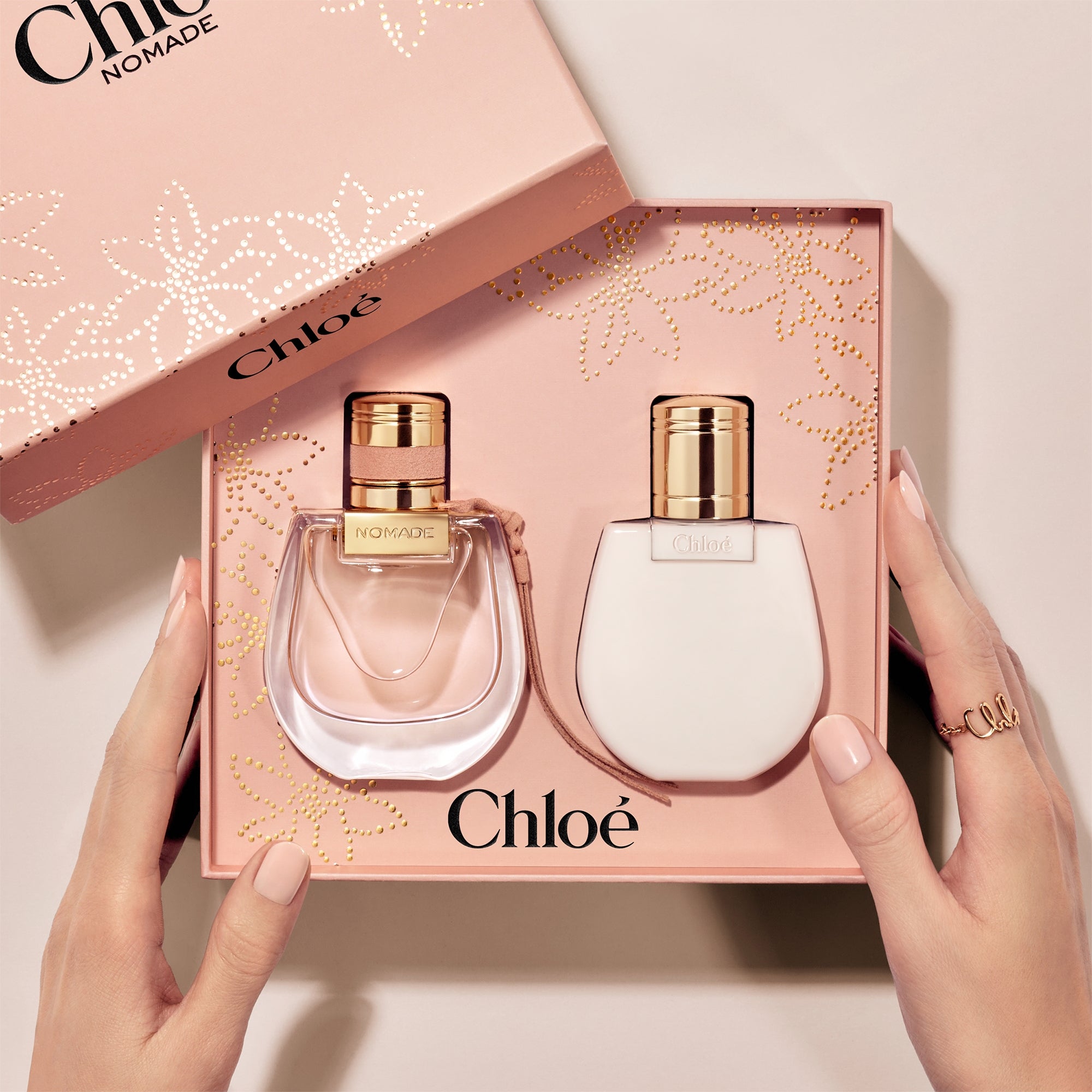 Chloé Nomade Eau de Parfum 75ml Gift Set (Worth £160) | LOOKFANTASTIC